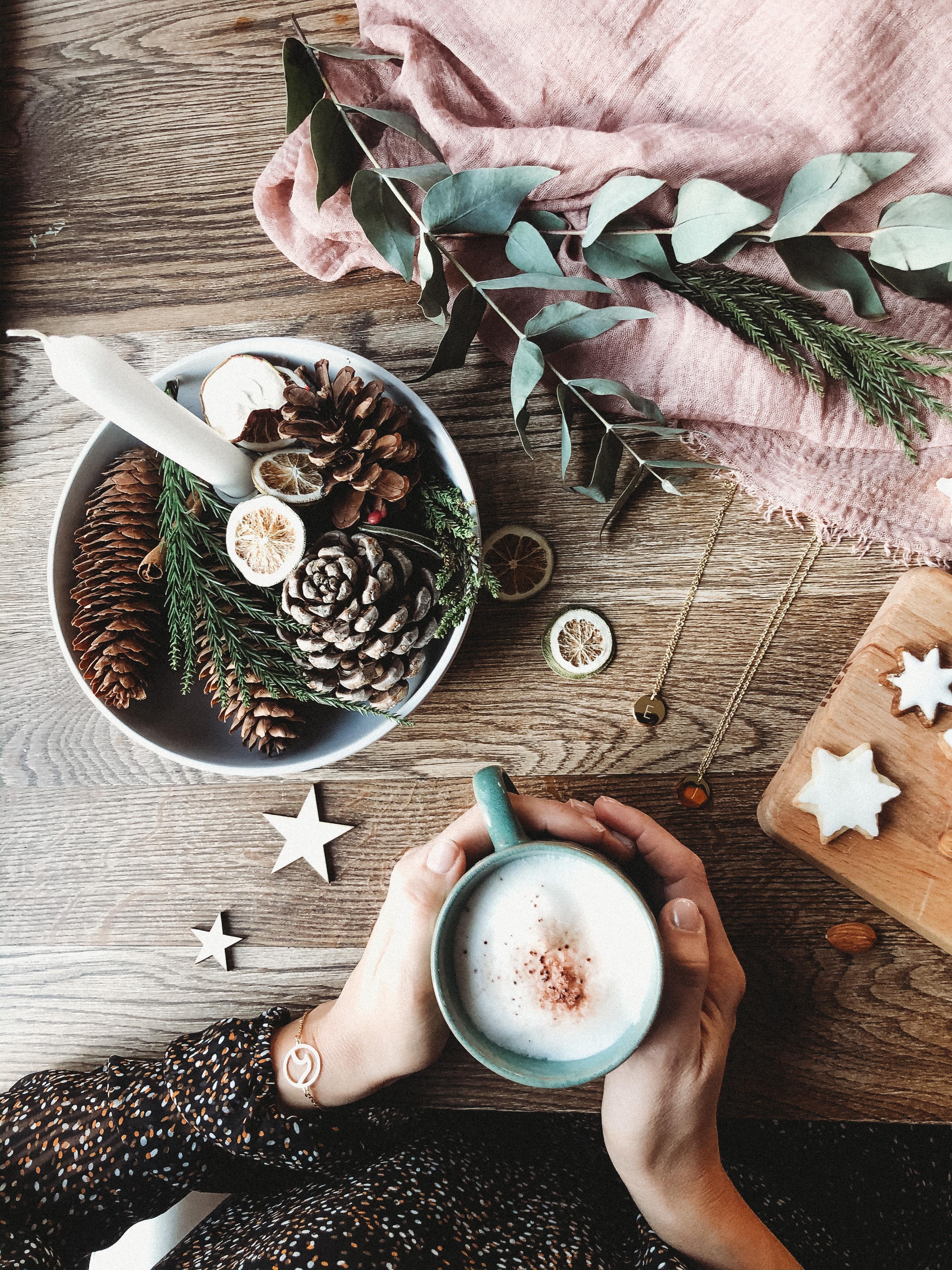Die Ruhe vor dem Sturm ⭐️
#kaffeeliebe #christmasflatlay