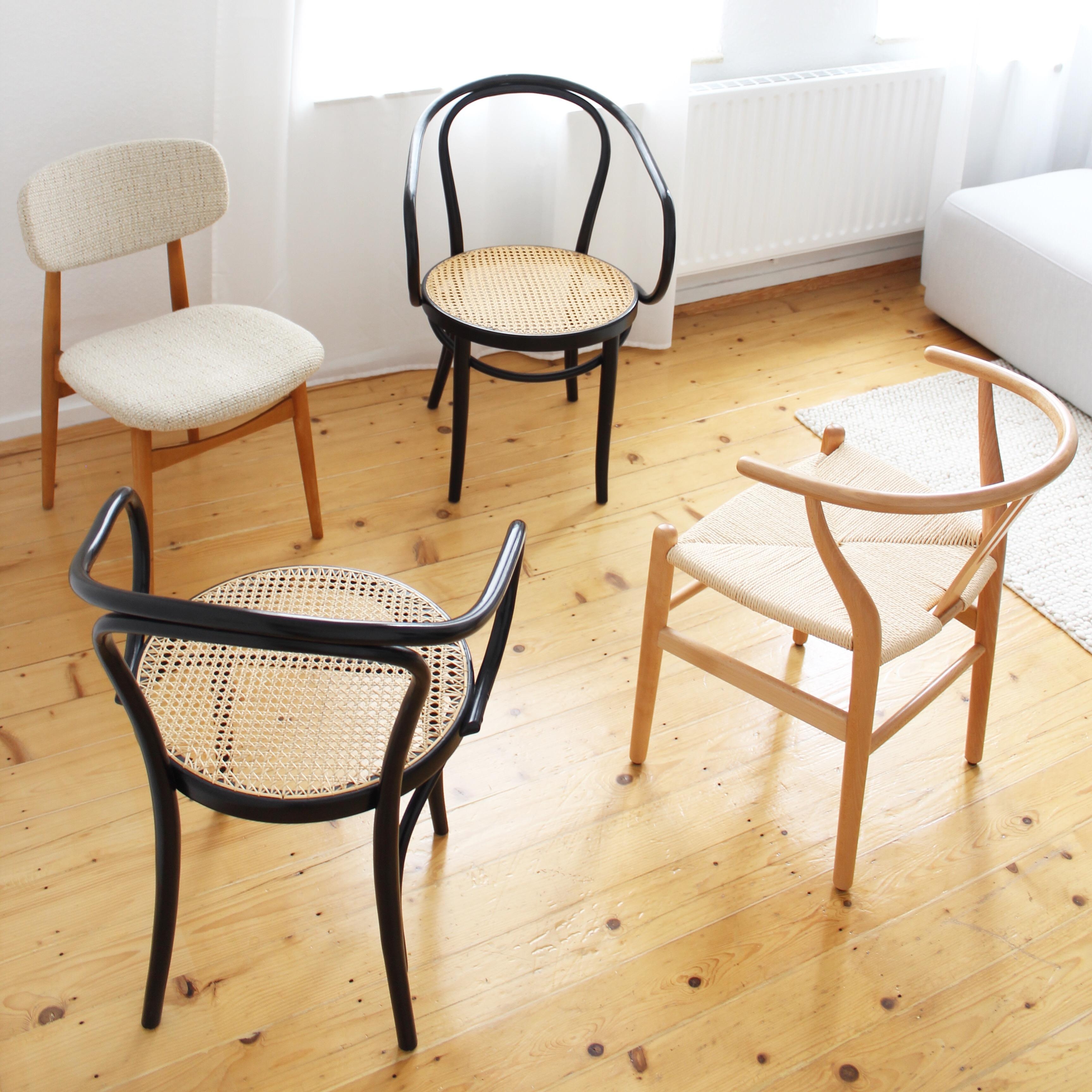 Die Stuhlfamilie ist komplett! #stuhlliebe #thonet #nordichome #interiordesign #interiorforinspo #interiorliebe 