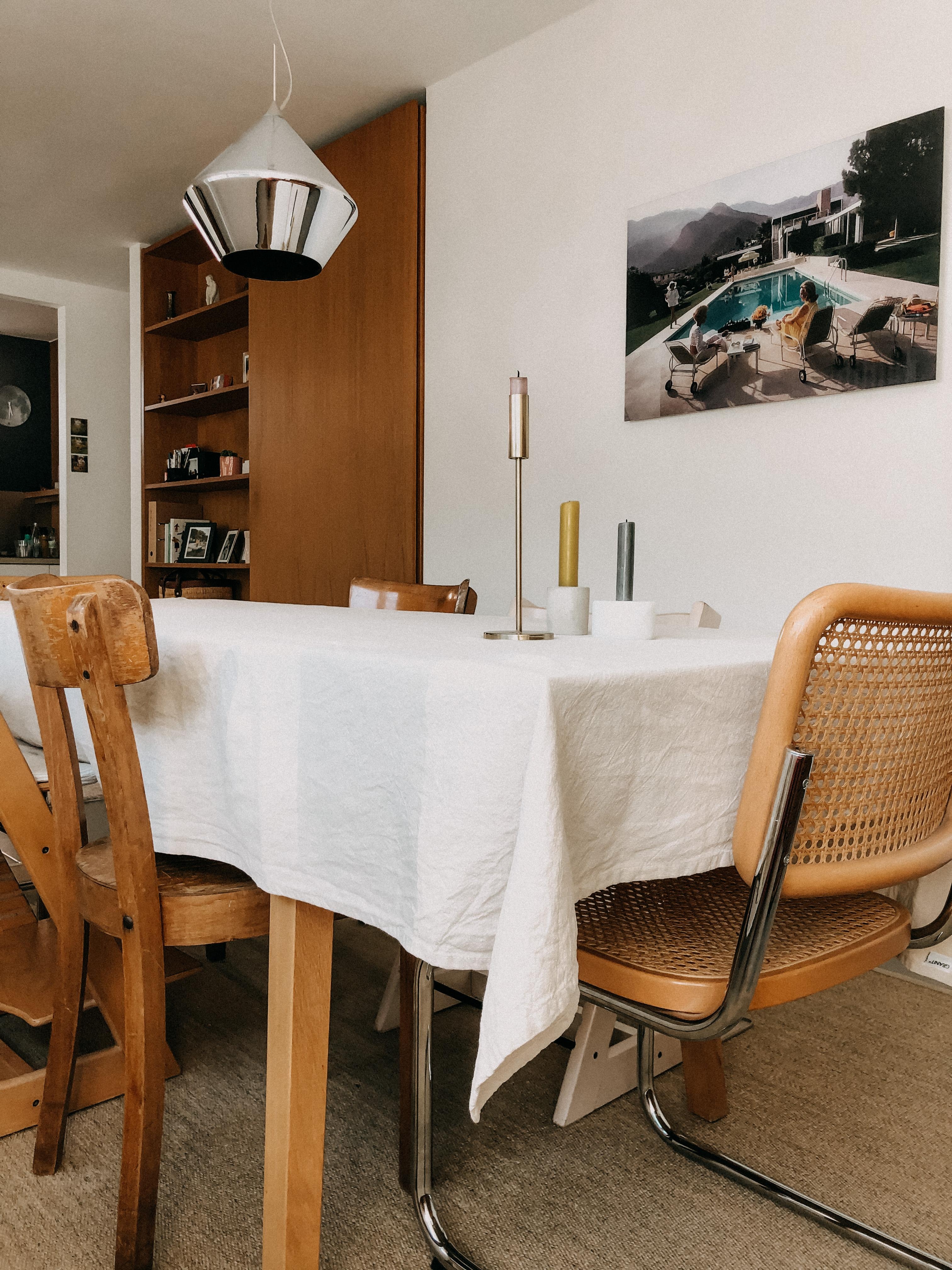 #diningroom #esszimmer #californiadreaming #thonet #woodlover #builtincloset #einbauschrank