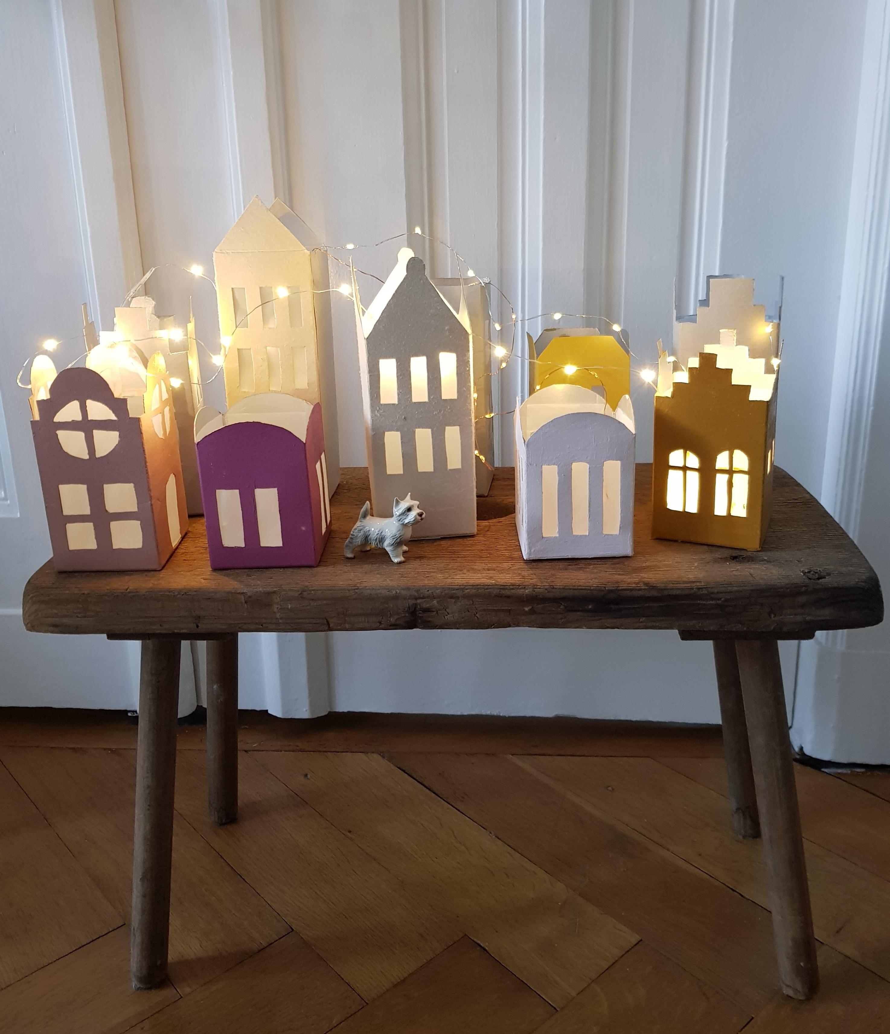 Diy, Lichthäuser aus Tetrapacks 💒⛪🕍 #lichthäuser #weihnachten #weihnachtsdeko #wohnzimmer #altbau 
