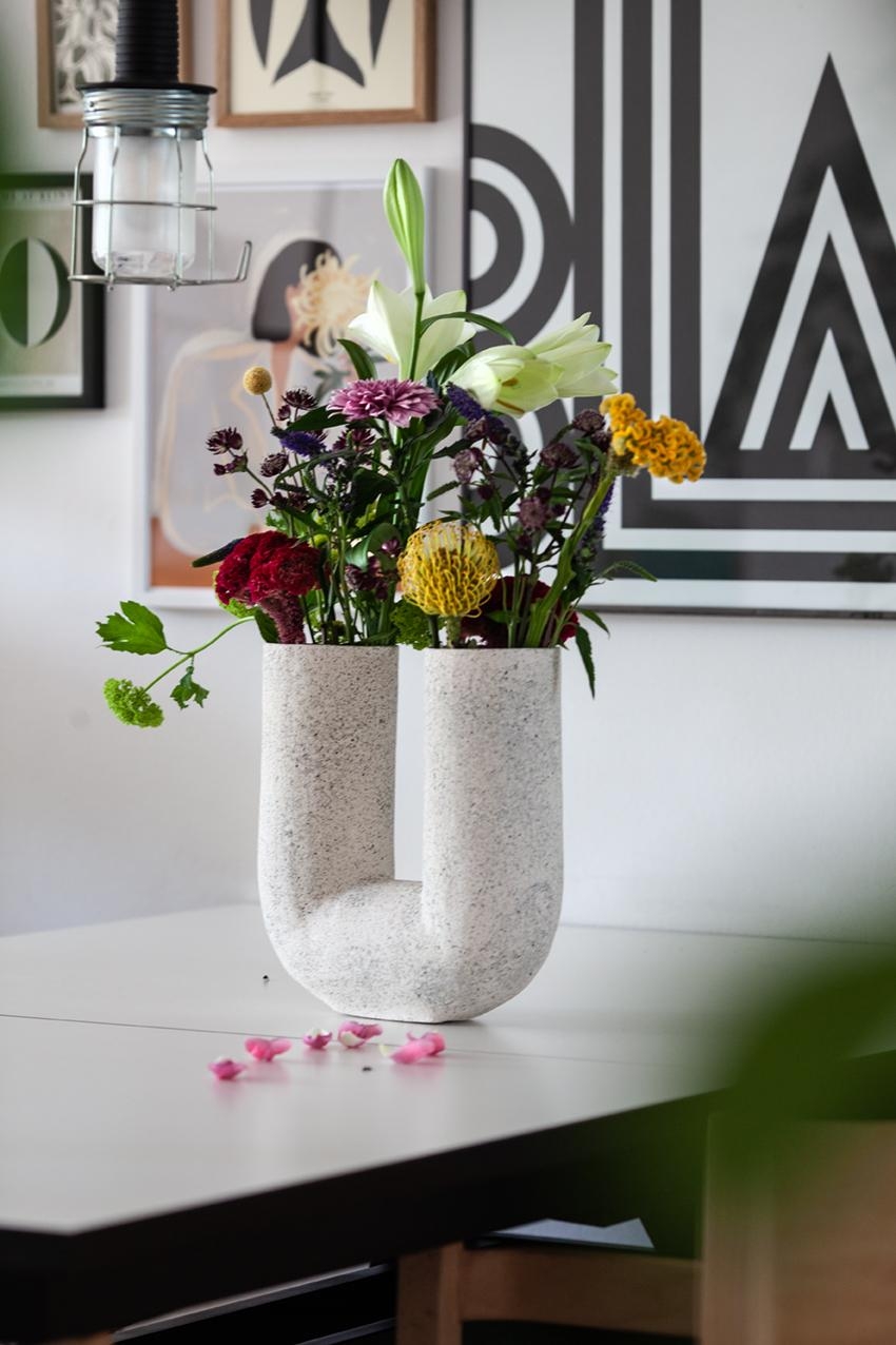 DIY-Vase neu gestrichen

#vase #Diy #blumen #Tisch #Selbstgemacht