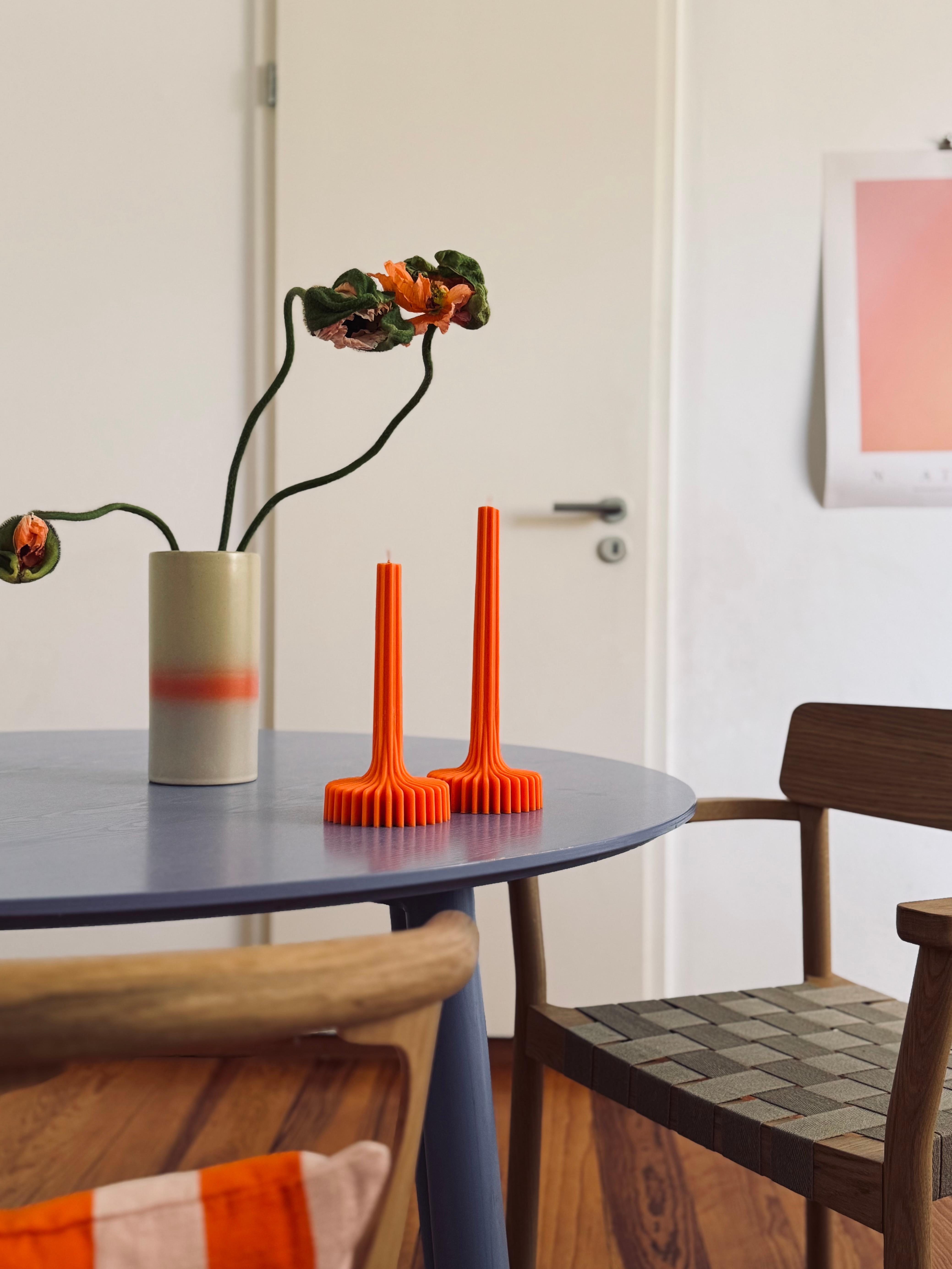 Dopamine Decor im knalligen Orange
#küchentisch #kerzen #orange #deko #dekoideen