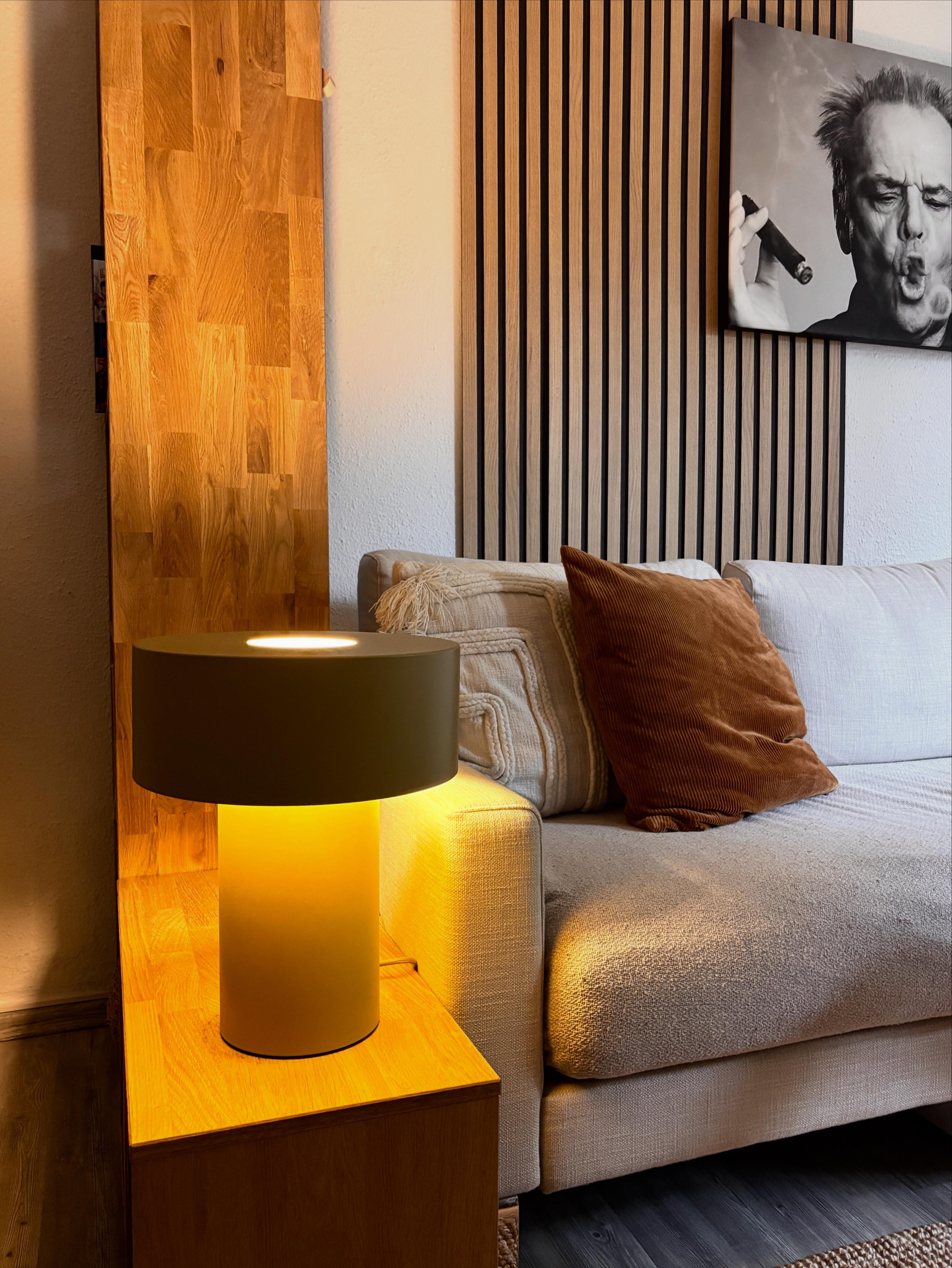 Draußen... drinnen gemütlich 🍁🧡

#solebich#couchpotato#tinyhouse#scandihome #interior #wohnzimmer#livingroom#couchstyle#couchmagazin #livingchallenge#lampe 
