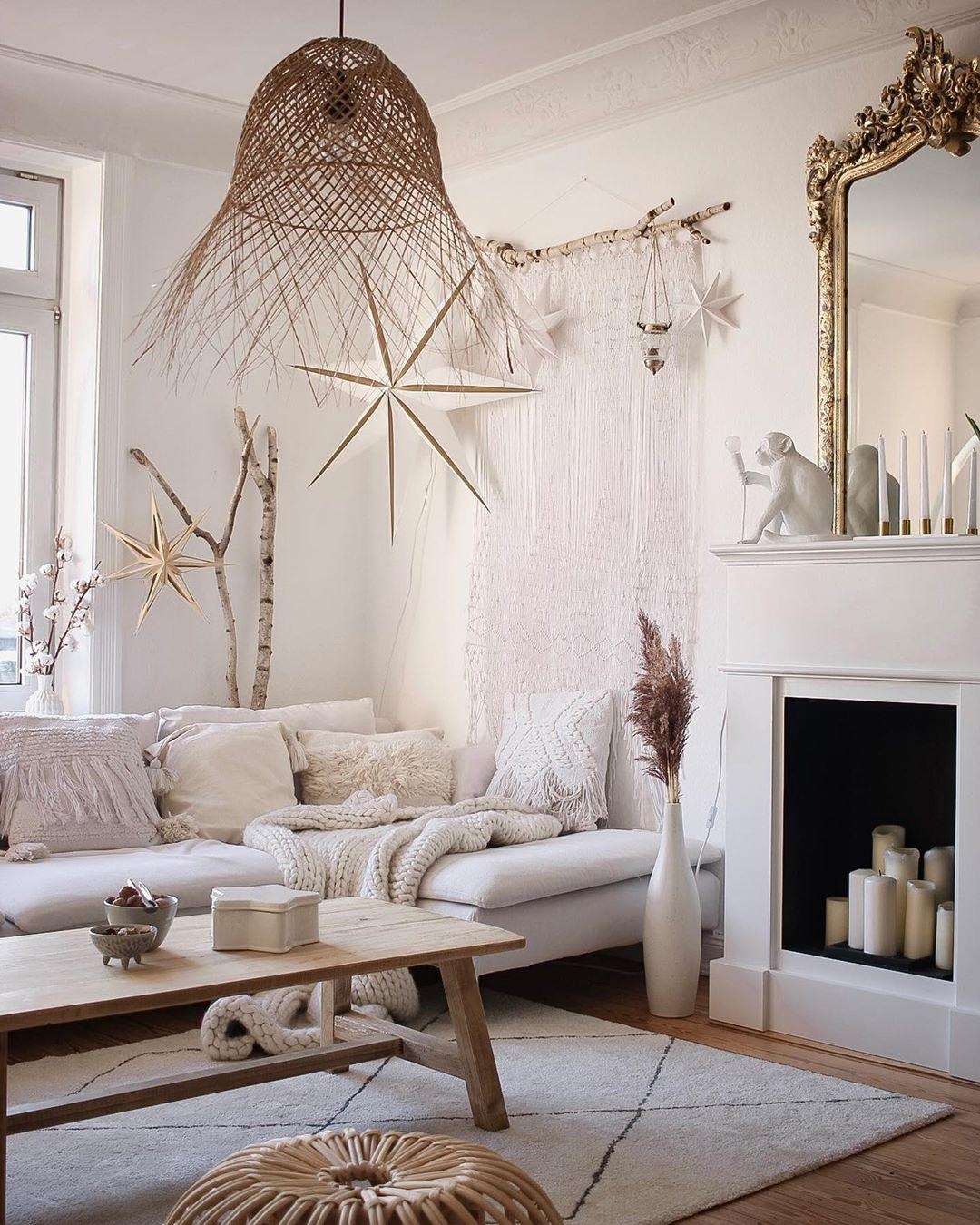 Ein Einblick in unser schon etwas winterlich dekoriertes #Wohnzimmer🐚⭐️

#livingroom #scandistyle #boho #home #lampe 
