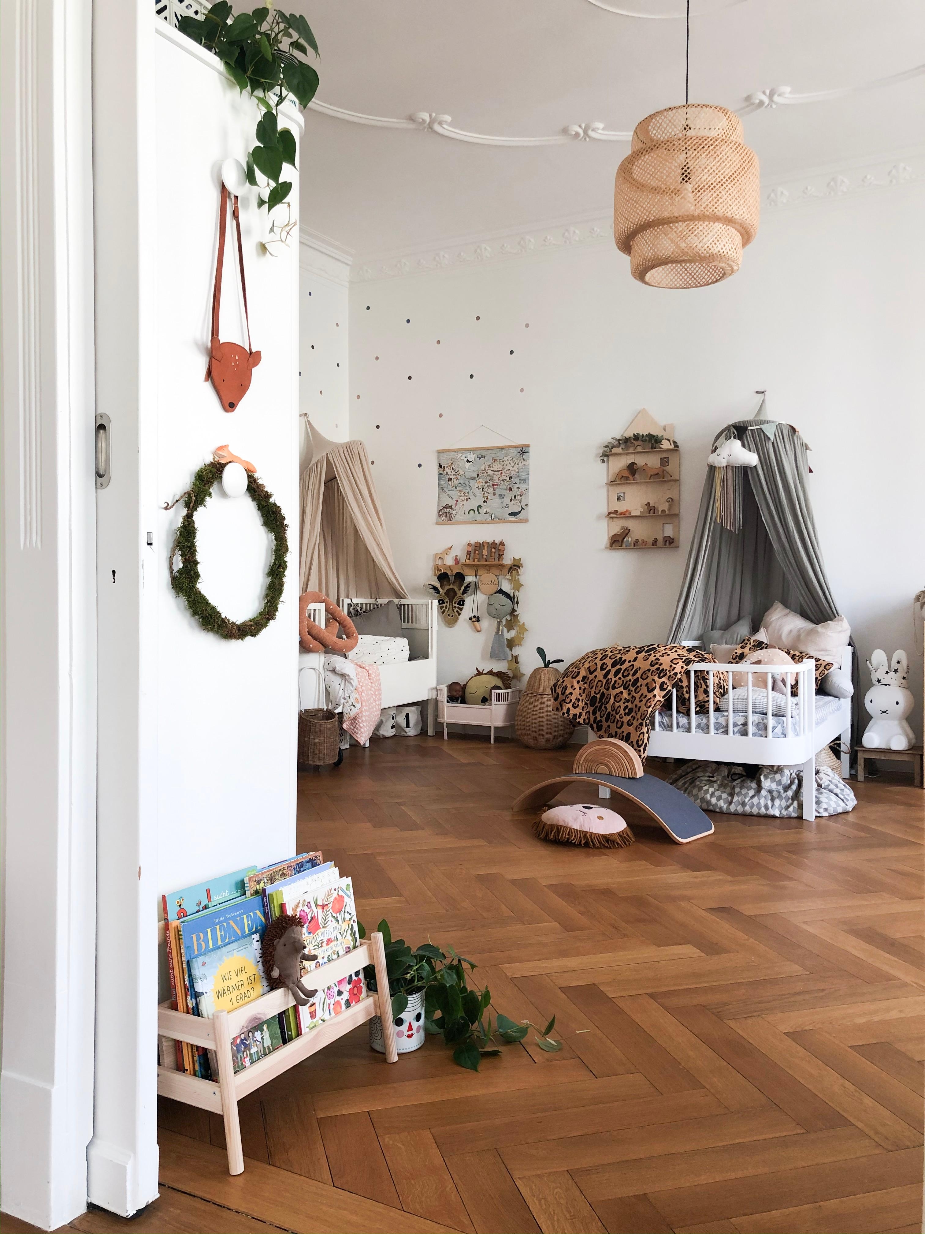 Ein kleiner Einblick ins Kinderzimmer #altbau #altbauliebe #kinderzimmer #plants