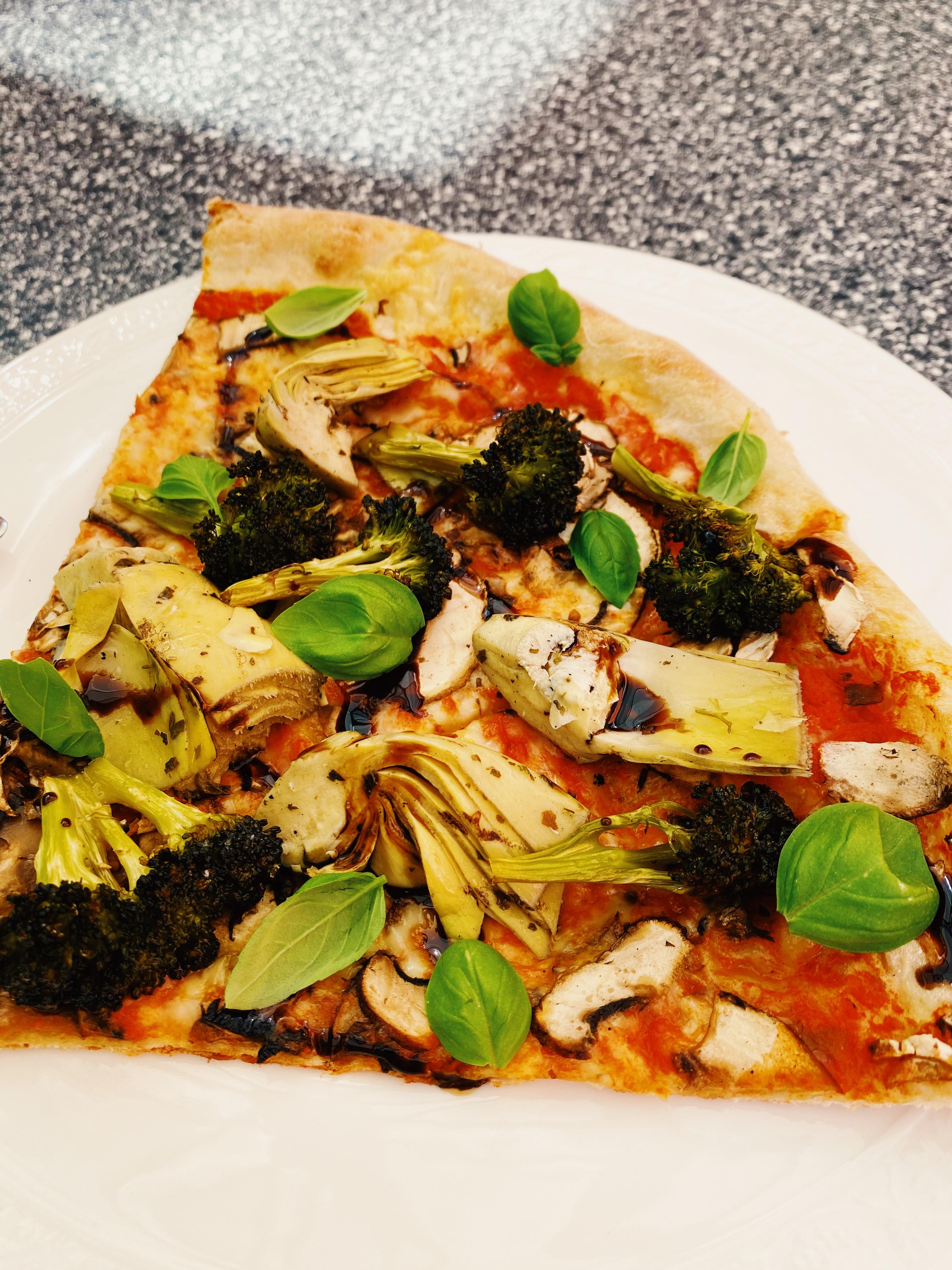 Ein Leben ohne #Pizza ist möglich aber sinnlos 😋 #veggielove #vegetarisch #lecker