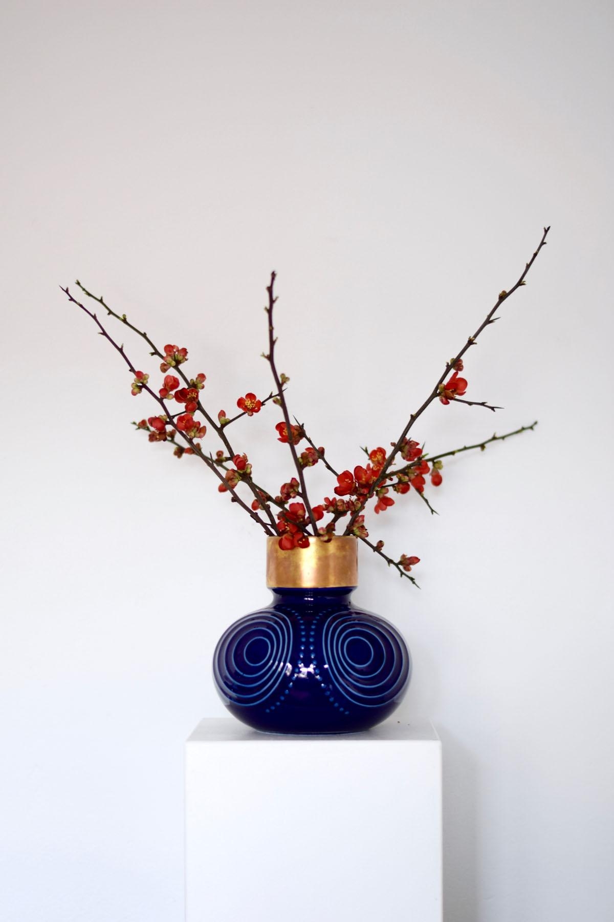 Ein Mini-Hauch von Frühling...
#vasen #vintage #midcentury #lieblingsdinge #freshflowerfriday