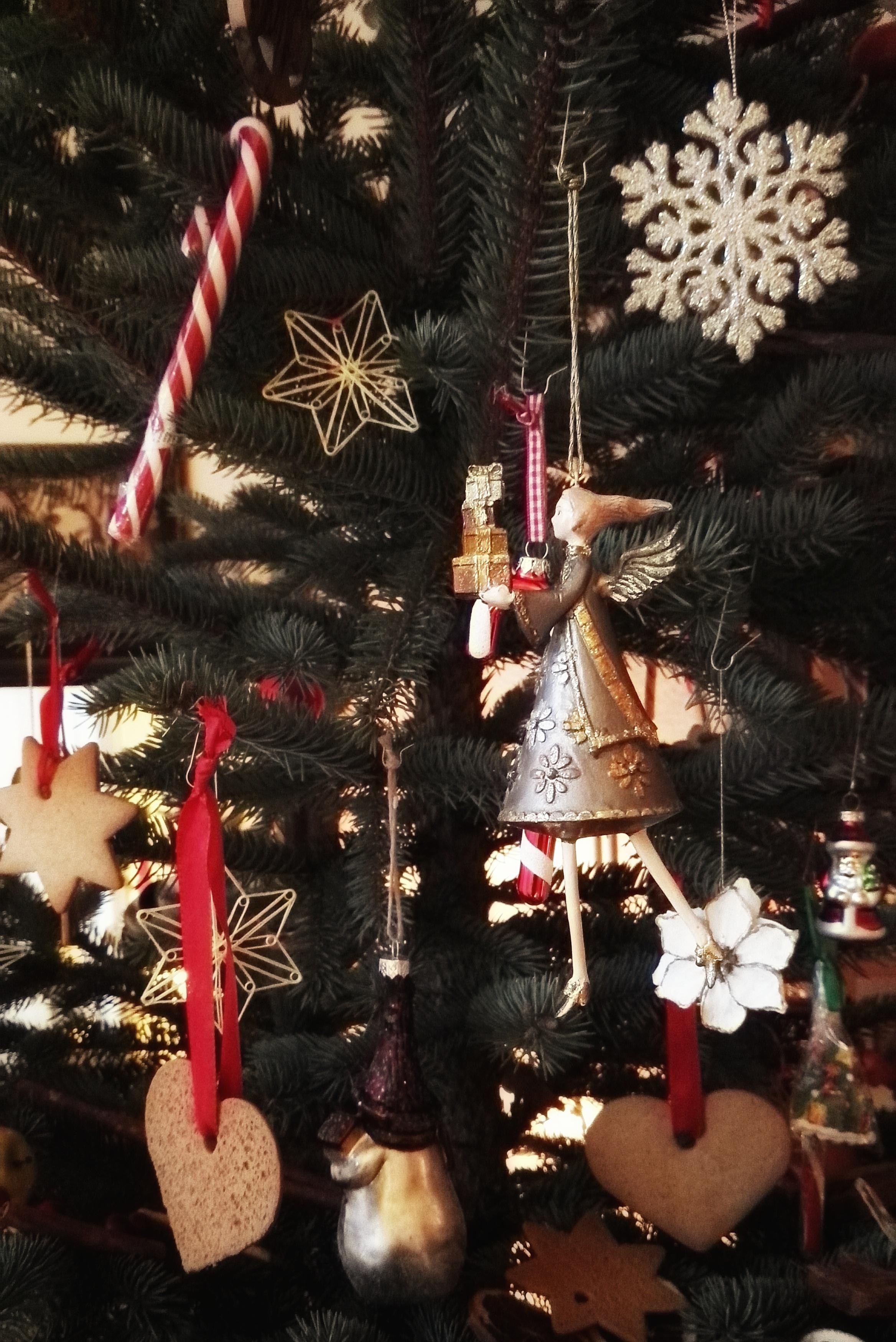 Eine besinnliche und schöne Zeit euch allen 🎅 #Weihnachtsbaum #Weihnachtselfe #Weihnachten