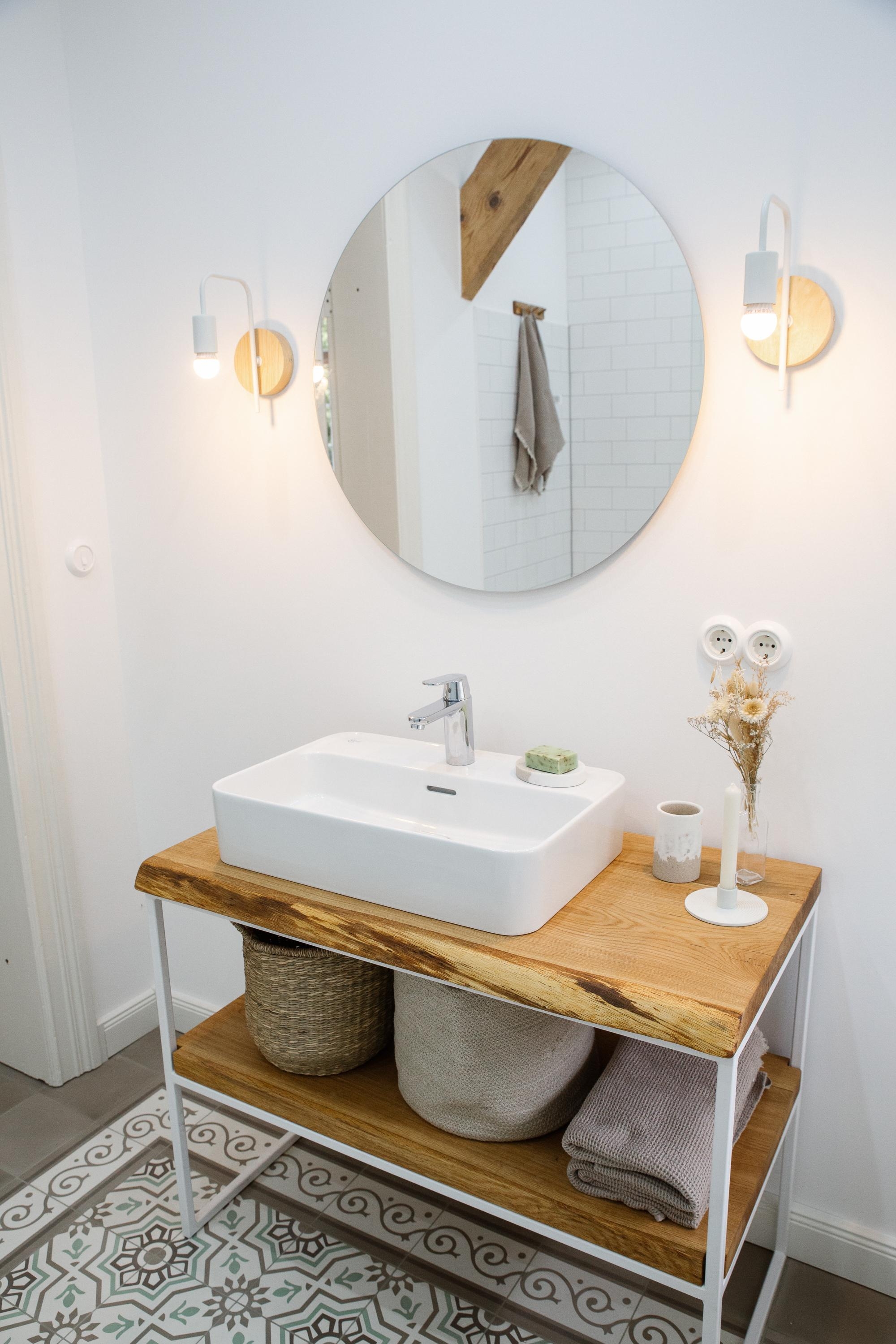 Endlich ist unser wundervolles Gästebadezimmer fertig 🖤
#zementfliesen #badezimmer 