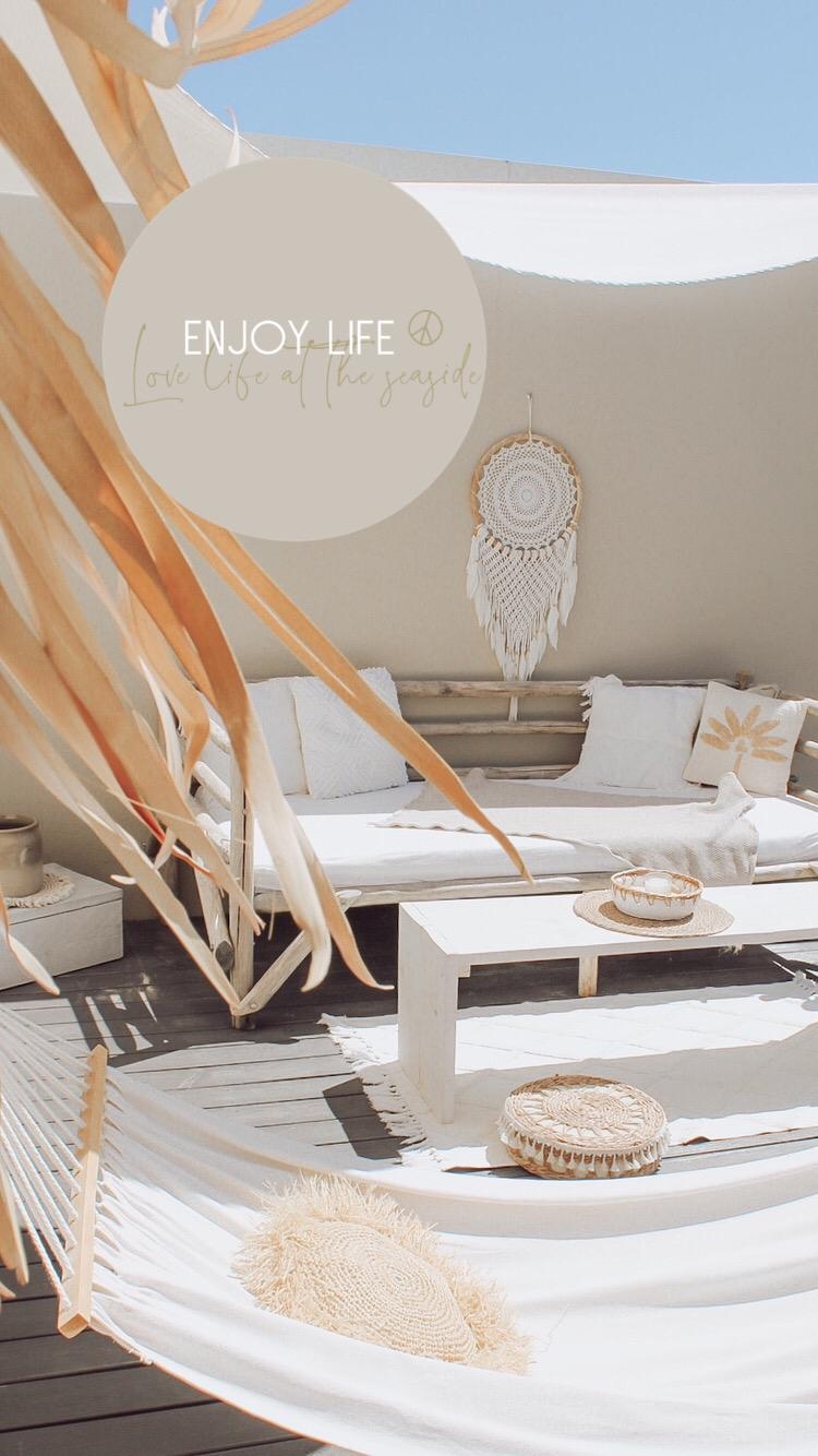 Enjoy life by the seaside |

Jeder Tag sollte sich wie ein Sommertag anfühlen. 
#bohosummer #couchstyle