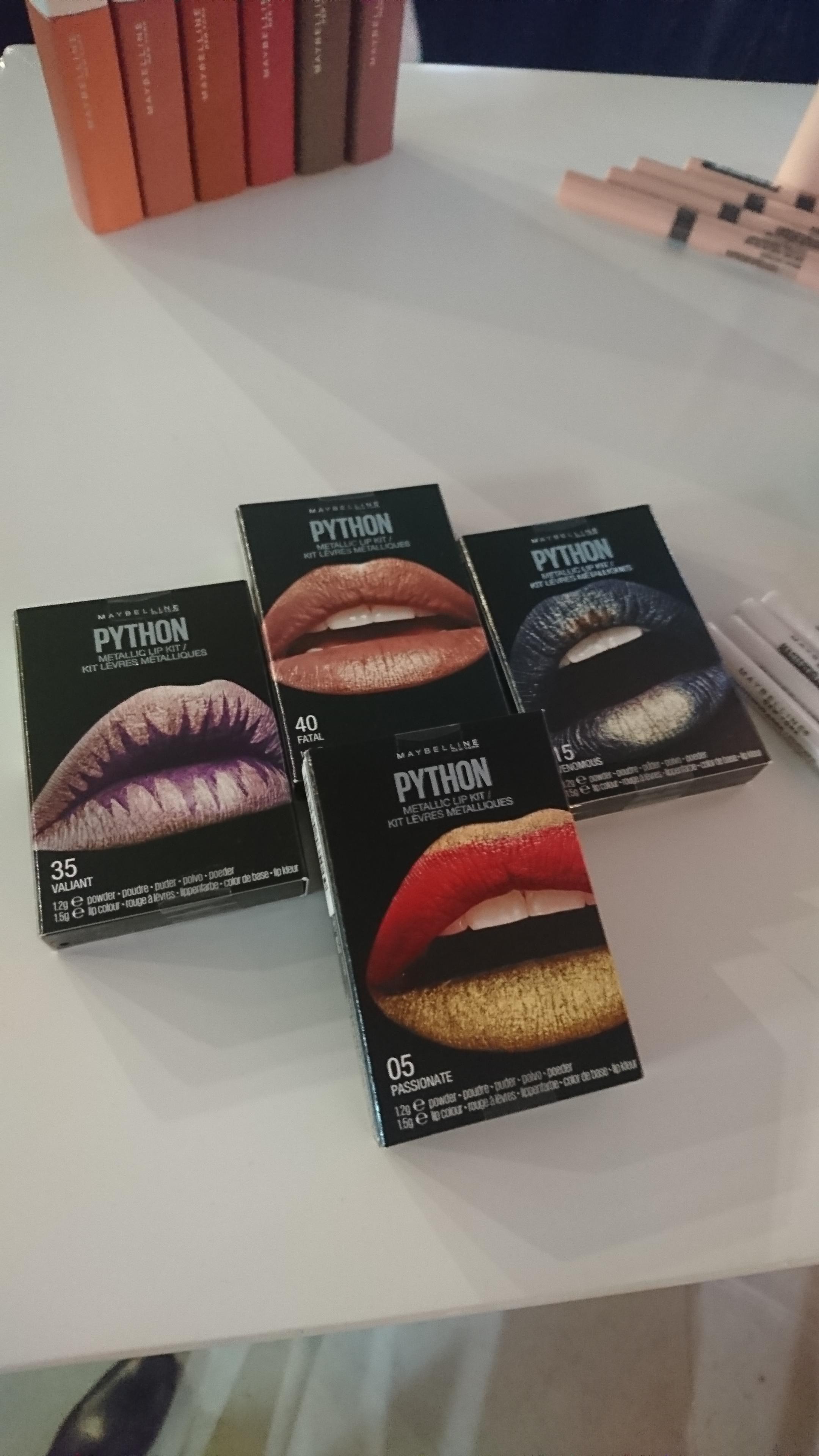Entdeckt auf der Berlin Fashion Week: Neue Lippen-Effektpuder von Maybelline #berlinfashionweek #trends #lips