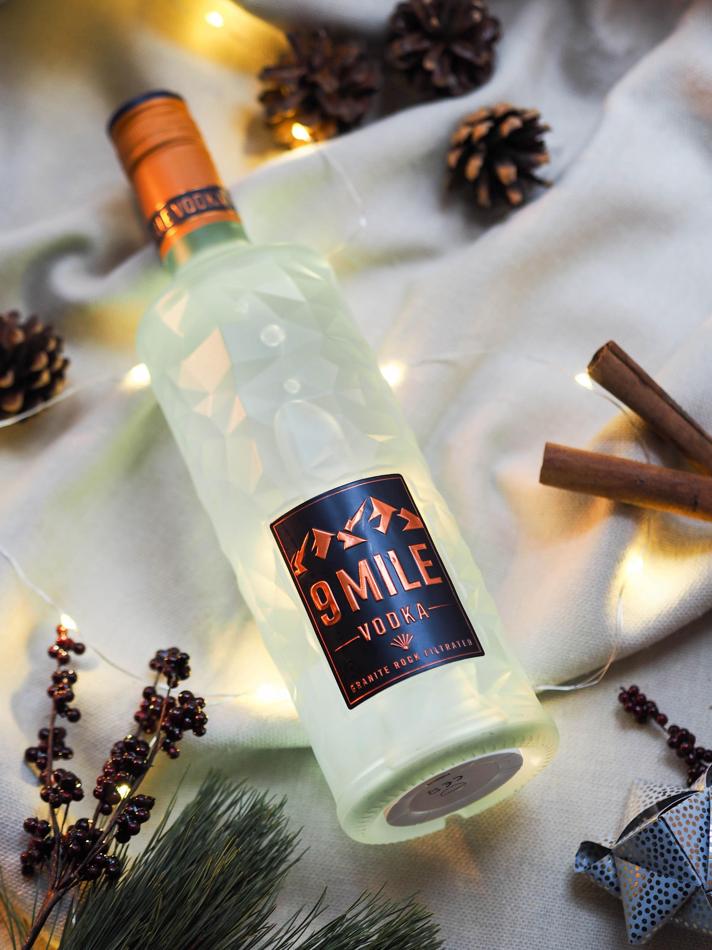 (Er-)Leuchtet: 9 Mile Vodka in stylisher Flasche mit integriertem LED-Licht #geschenkideen #9milevodka