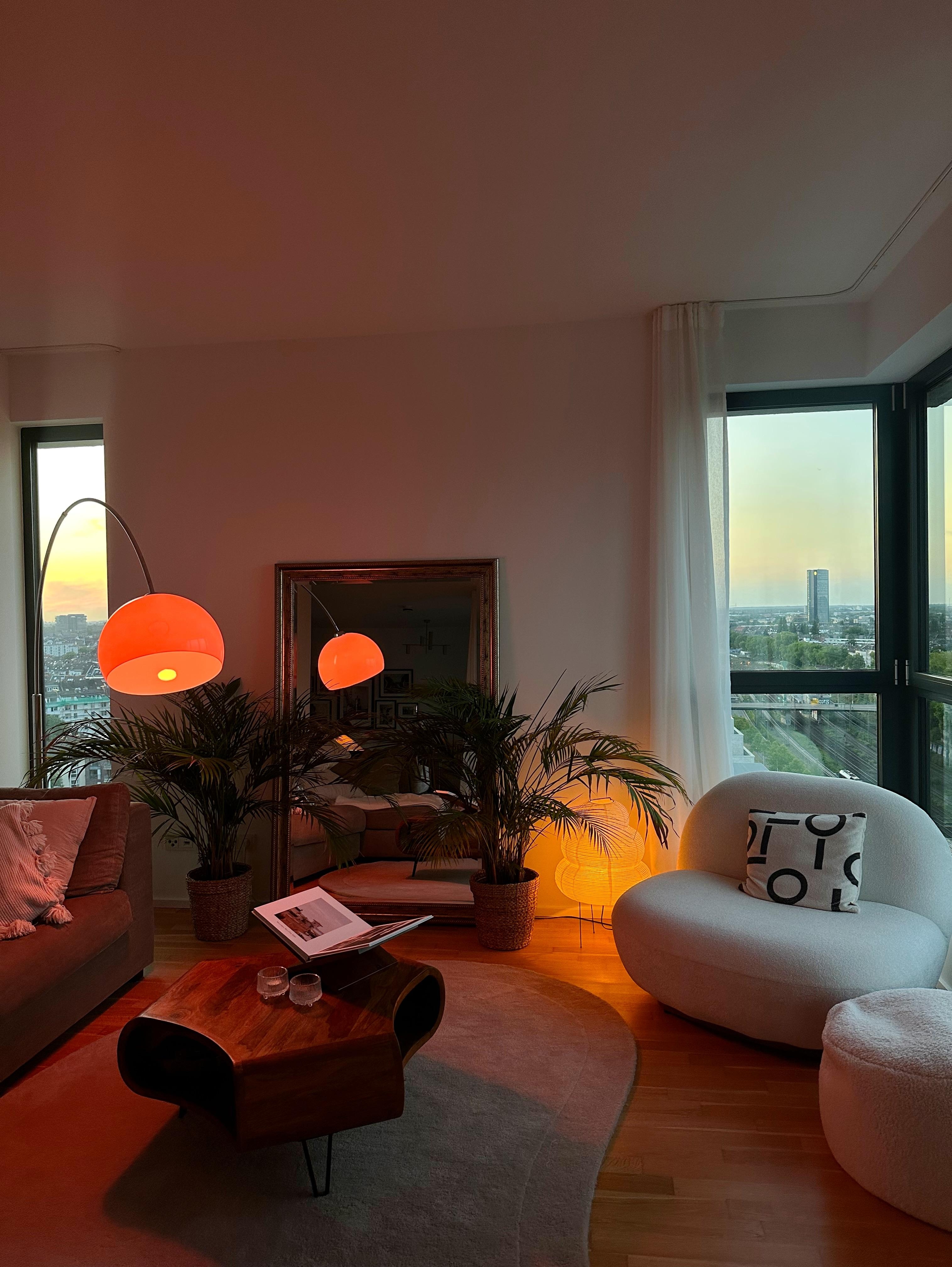 Es gab mal wieder einen traumhaften Sonnenuntergang, daher kommen hier ein paar farbenfrohe und vor allem cozy weekend vibes für euch! #cozyhome