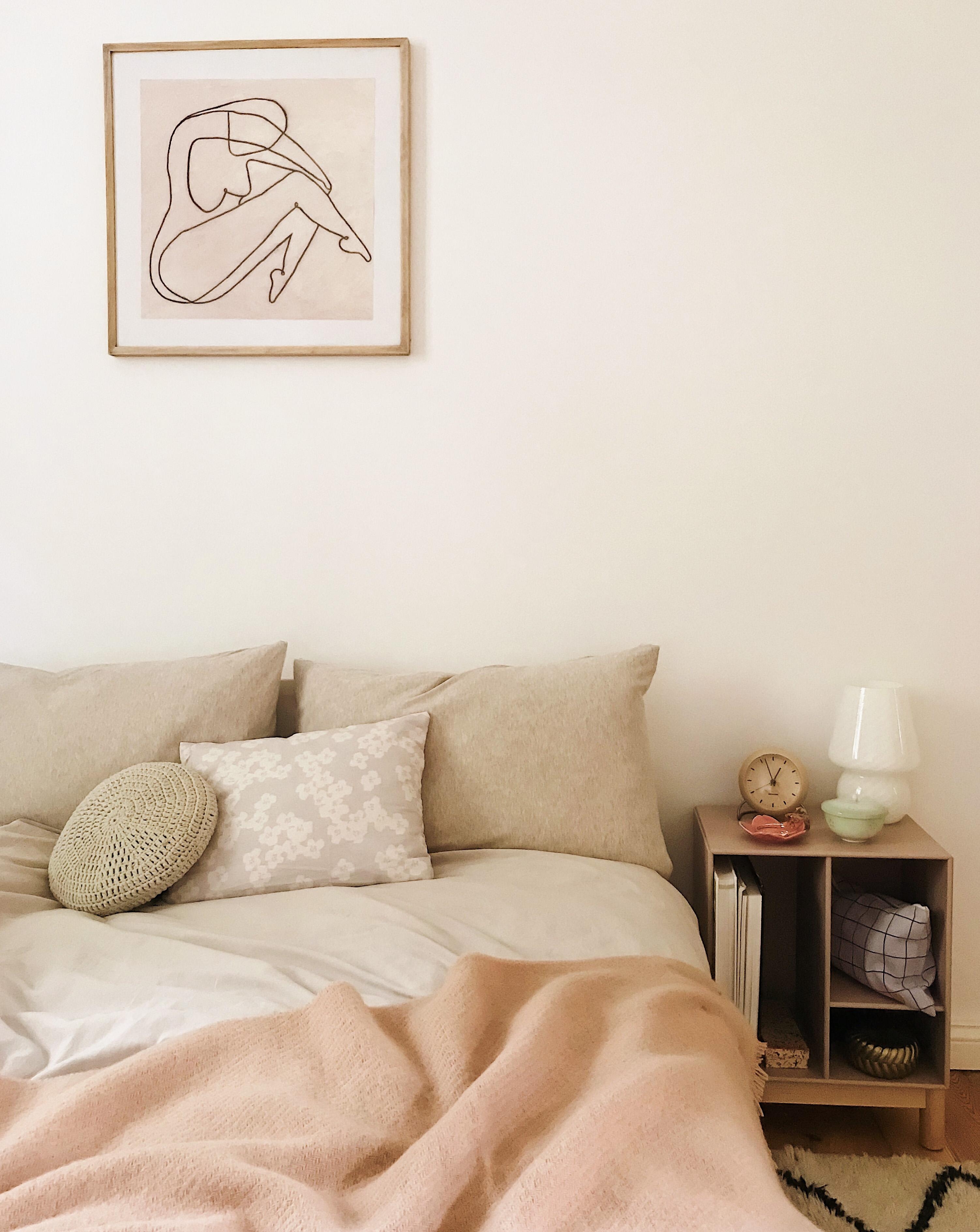 Es geht doch nichts über ein kühles Schlafzimmer bei diesen Temperaturen ☀️ #schlafzimmer #bedroom #couchstyle #heatwave