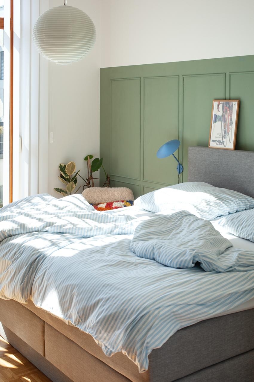 Es sieht so aus, als liegt die Sonne noch im Bett.

#Bett #Schlafzimmer #Grün #Bettwäsche