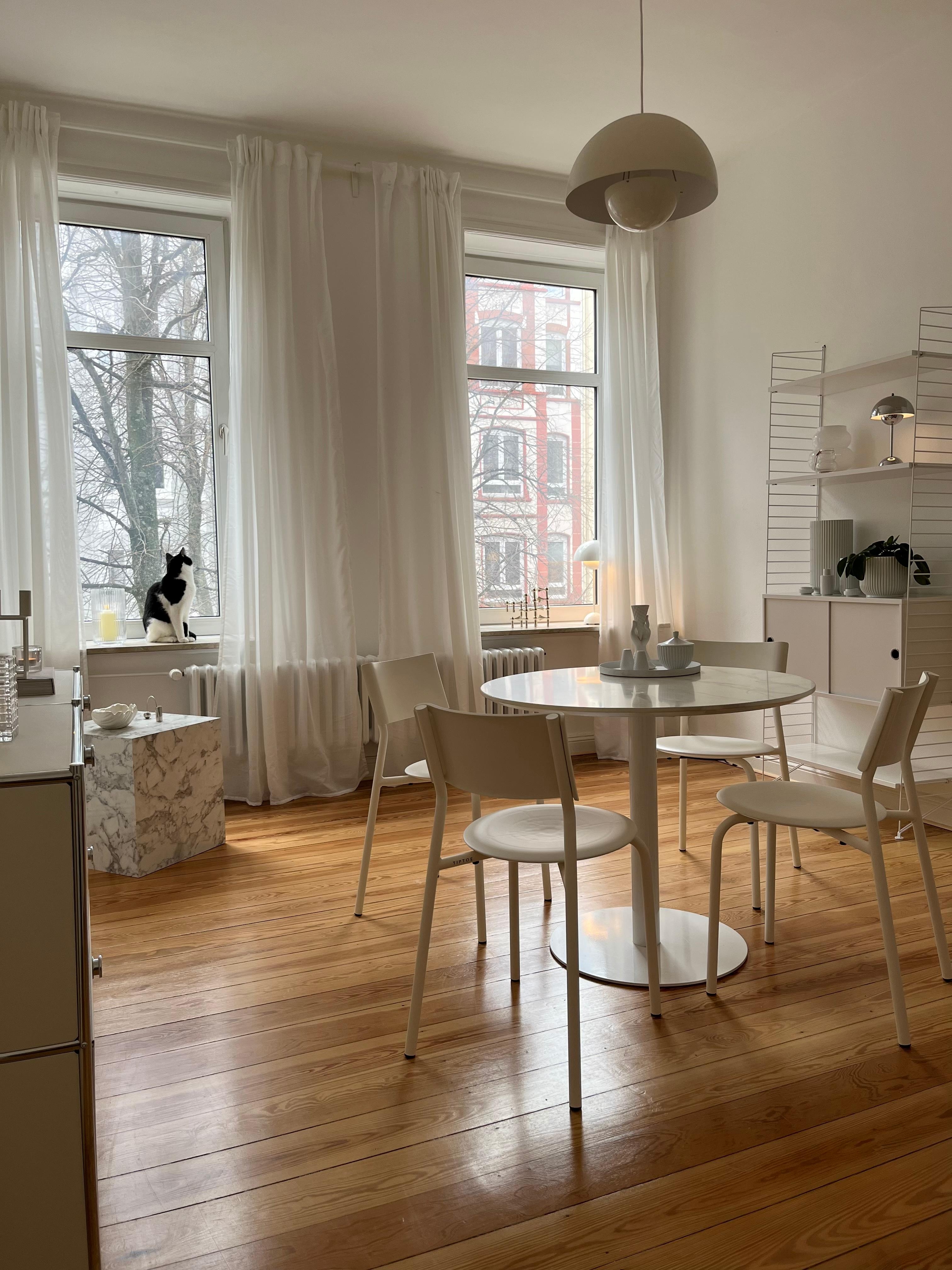 #esszimmer #skandinavischwohnen #minimalismus #altbauwohnung 