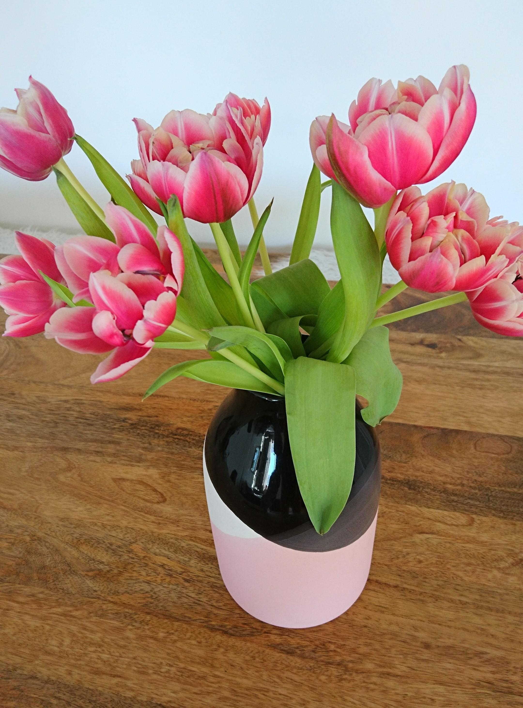 Euch allen ein HAPPY WEEKEND! ☀️🌸🍦
#flowers #Blumenliebe #Blumen #Blumenstrauß #vase #freshflowerfriday