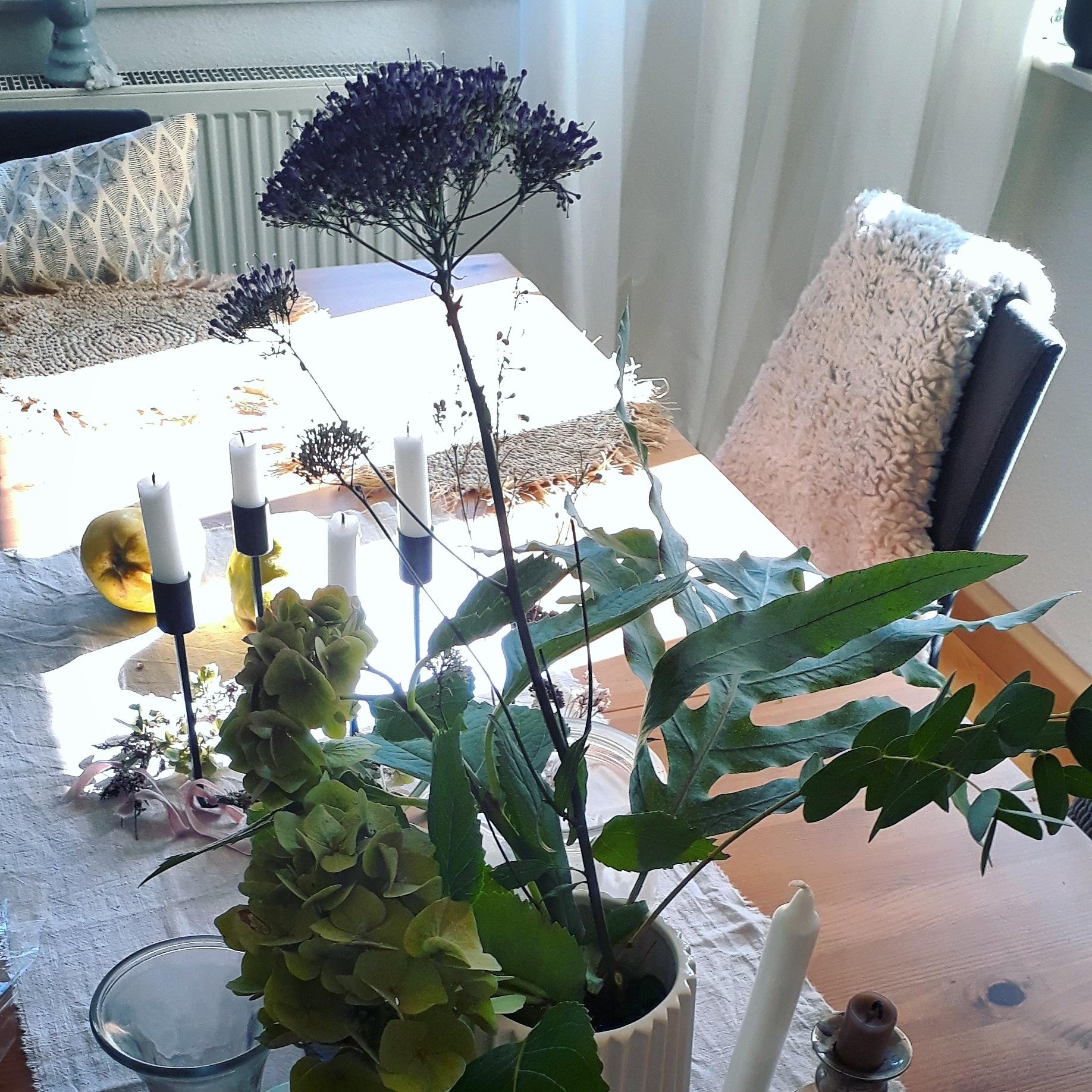 Fall coziness #livingroom #preciousmornings #herbstdeko