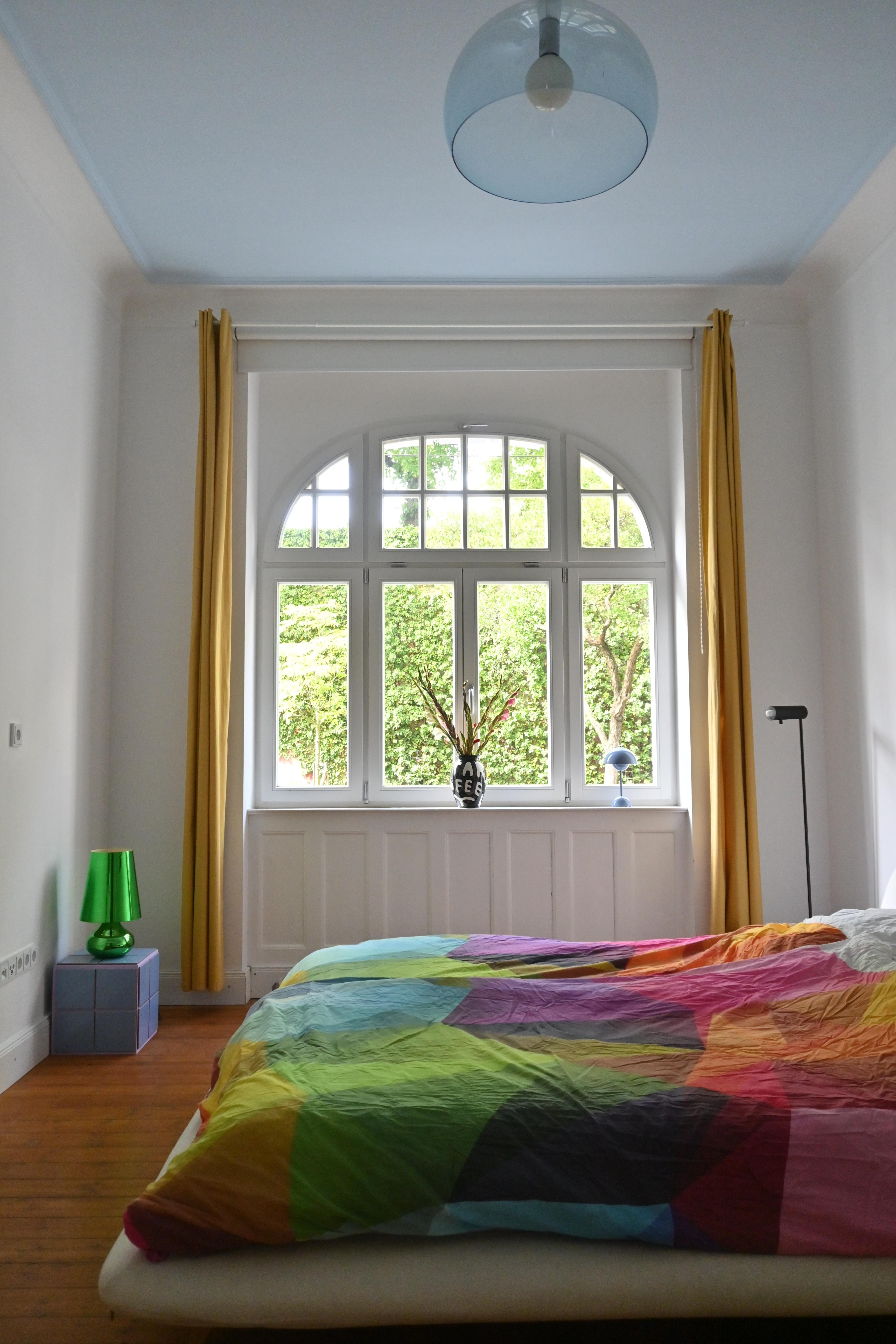 Farbenfrohe Träume
#livingchallenge #schlafzimmer #colorfulhome #colorsmakesmehappy