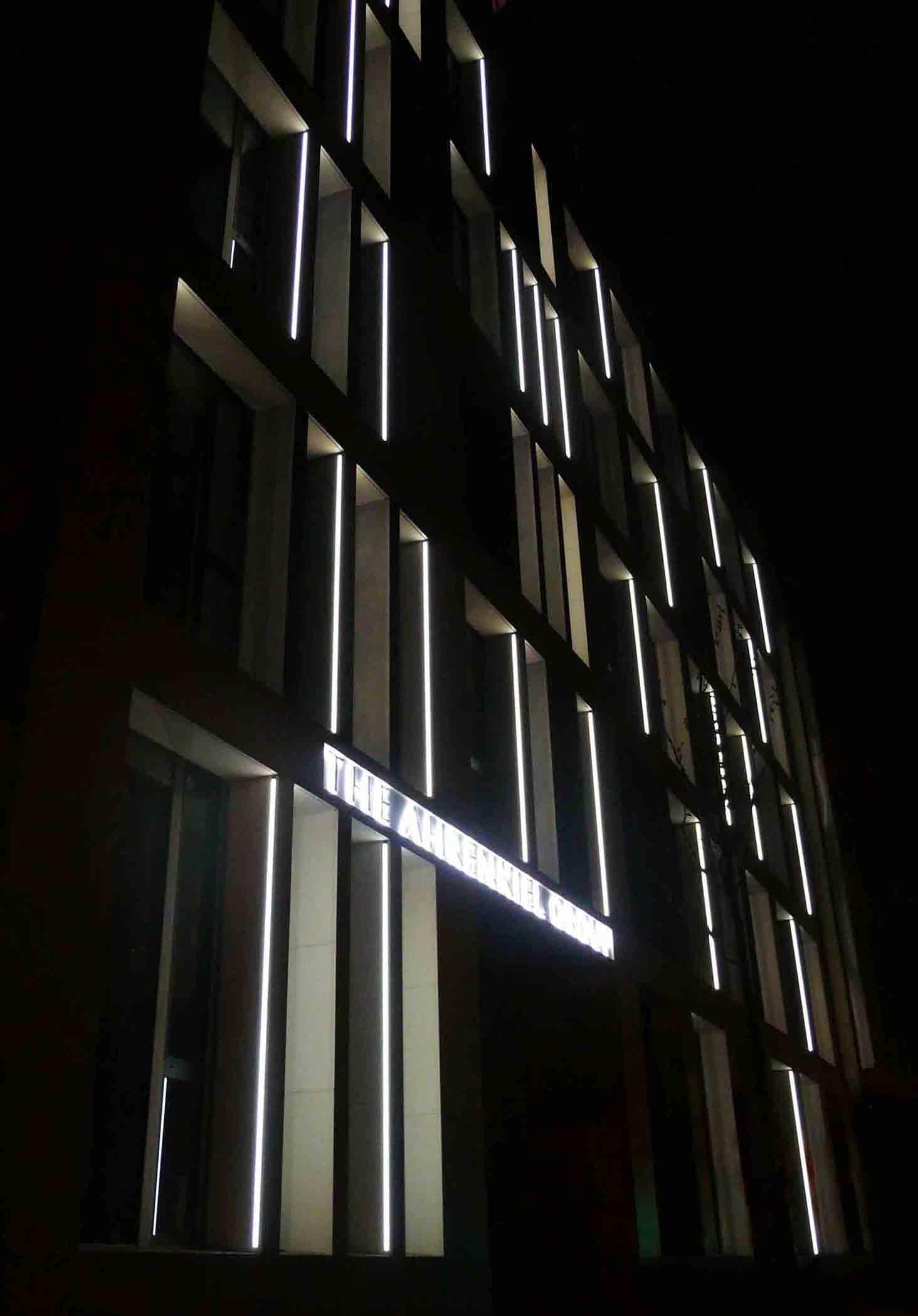 Fassadenbeleuchtung #beleuchtung ©list Lichtdesign