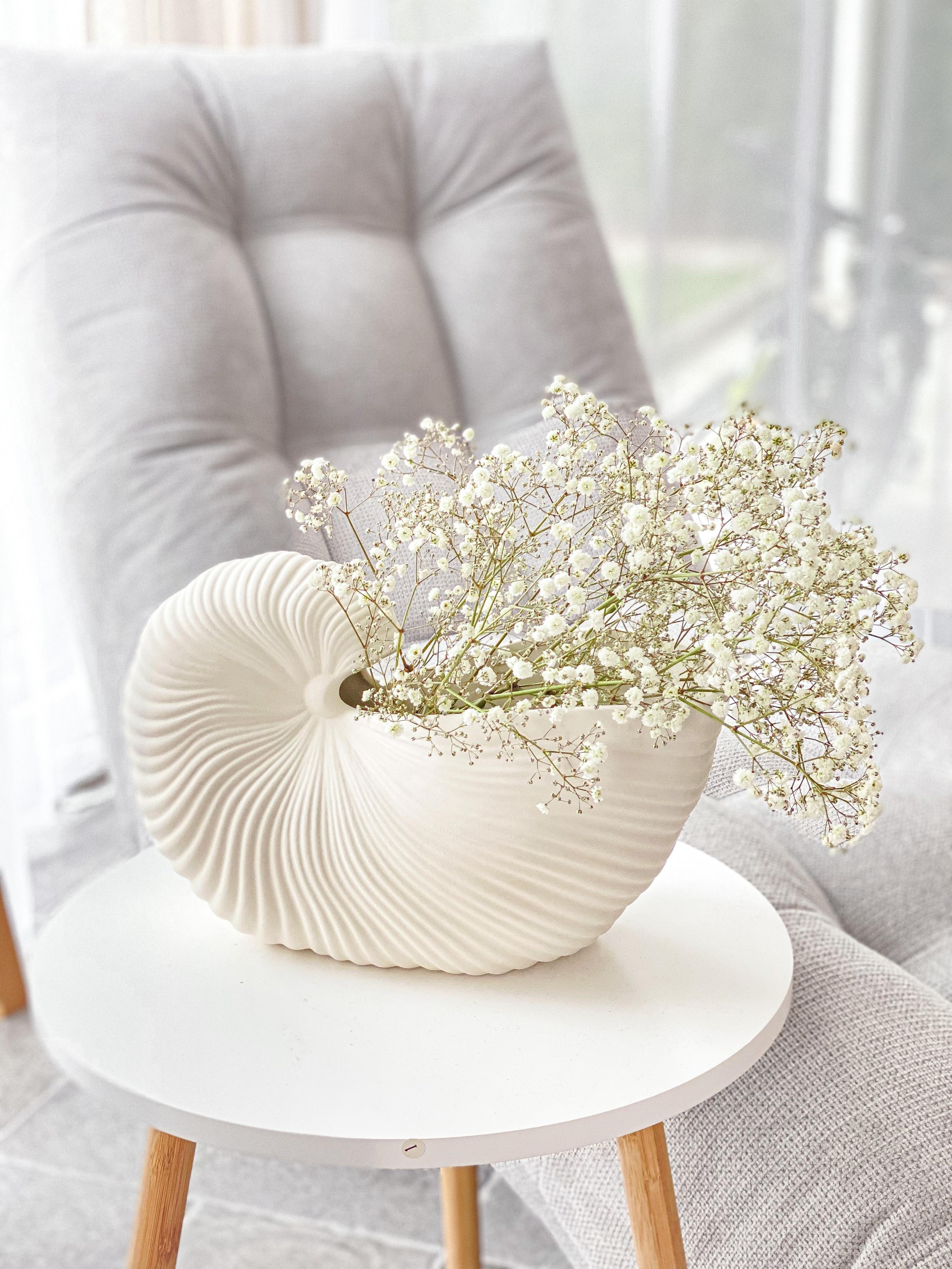 #fermliving #vasen #blumenvase #blumen #flowers #home #sessel  #hygge #skandinavisch #wohnzimmer