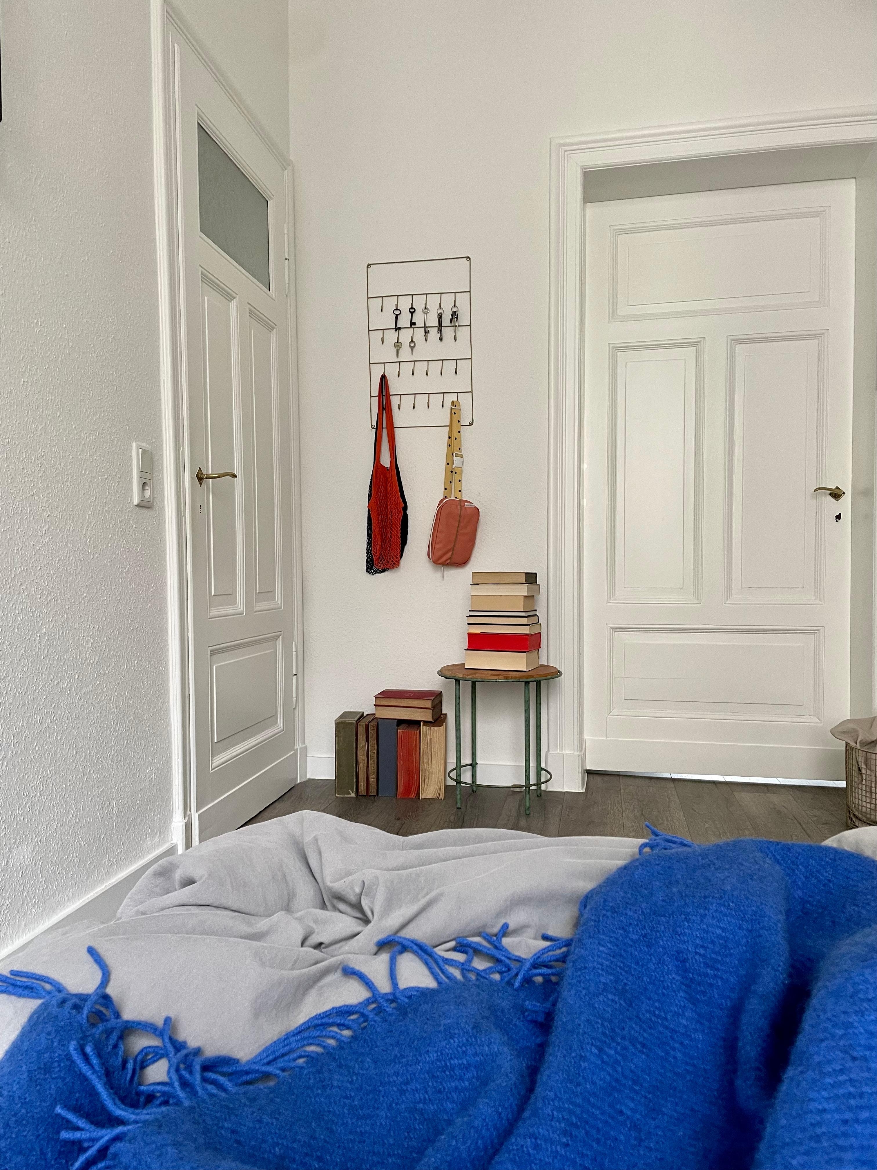 Find me here ✌️#schlafzimmer #bedroom #couchliebt
