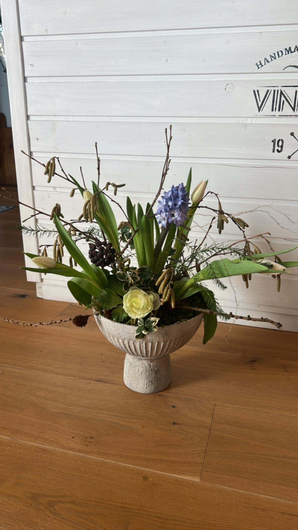 Flower Bowl - der Frühling zieht langsam ein 💐
#couchliebt #frühling #blumenliebe