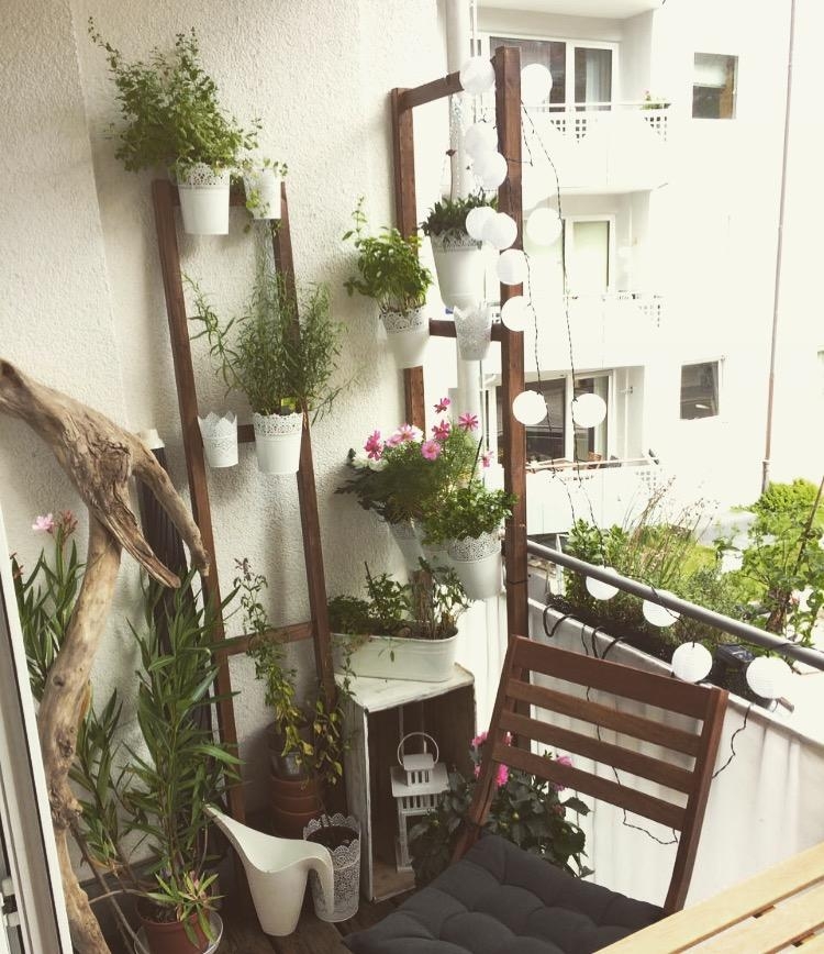 FLOWER SHOWER #balkon #interiorchallenge #couchstyle #couchmagazin