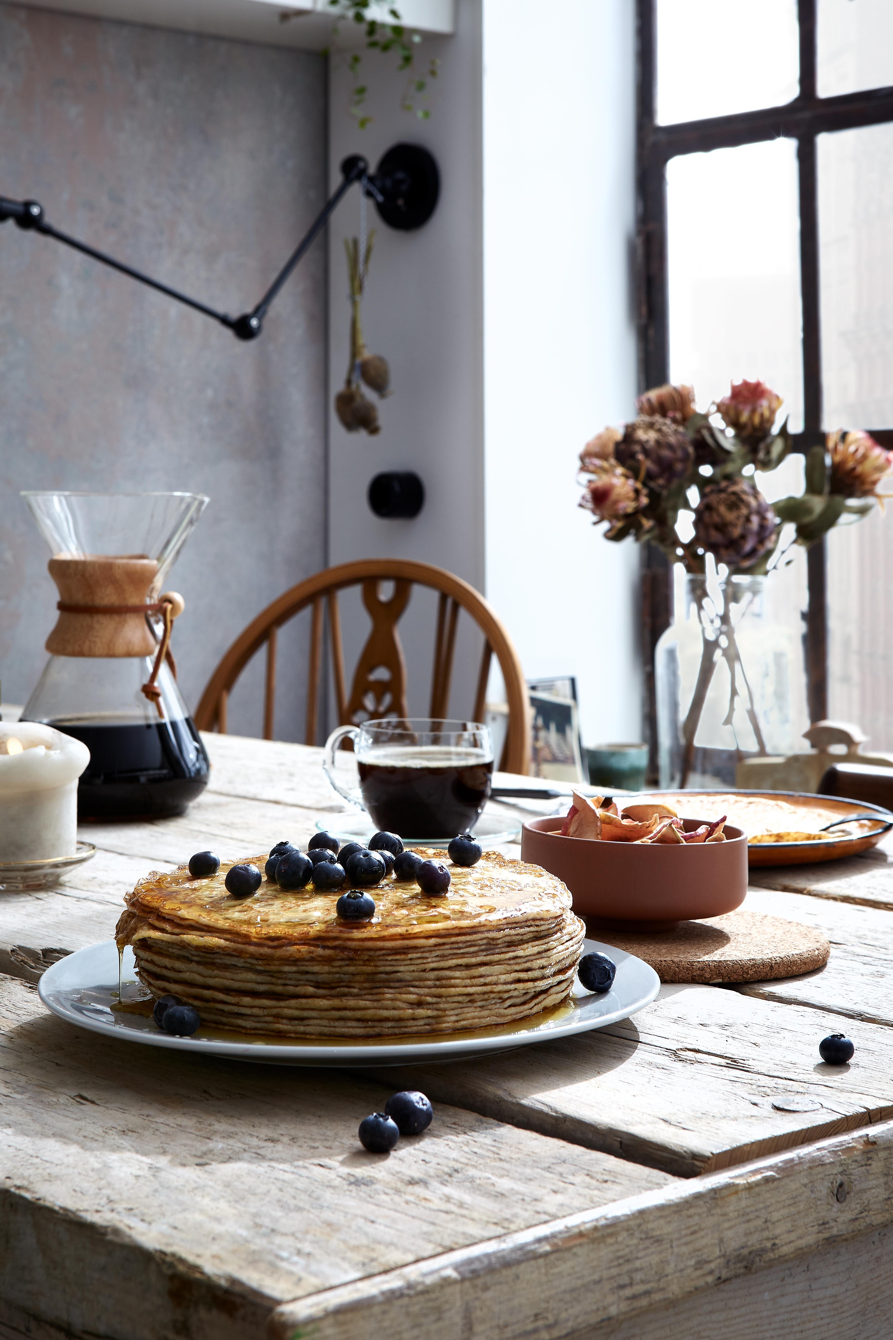 #food #foodphotography #foodstyling #styling #pancakes #interior #interiorstyling #cozy with @jamieboecker_photography