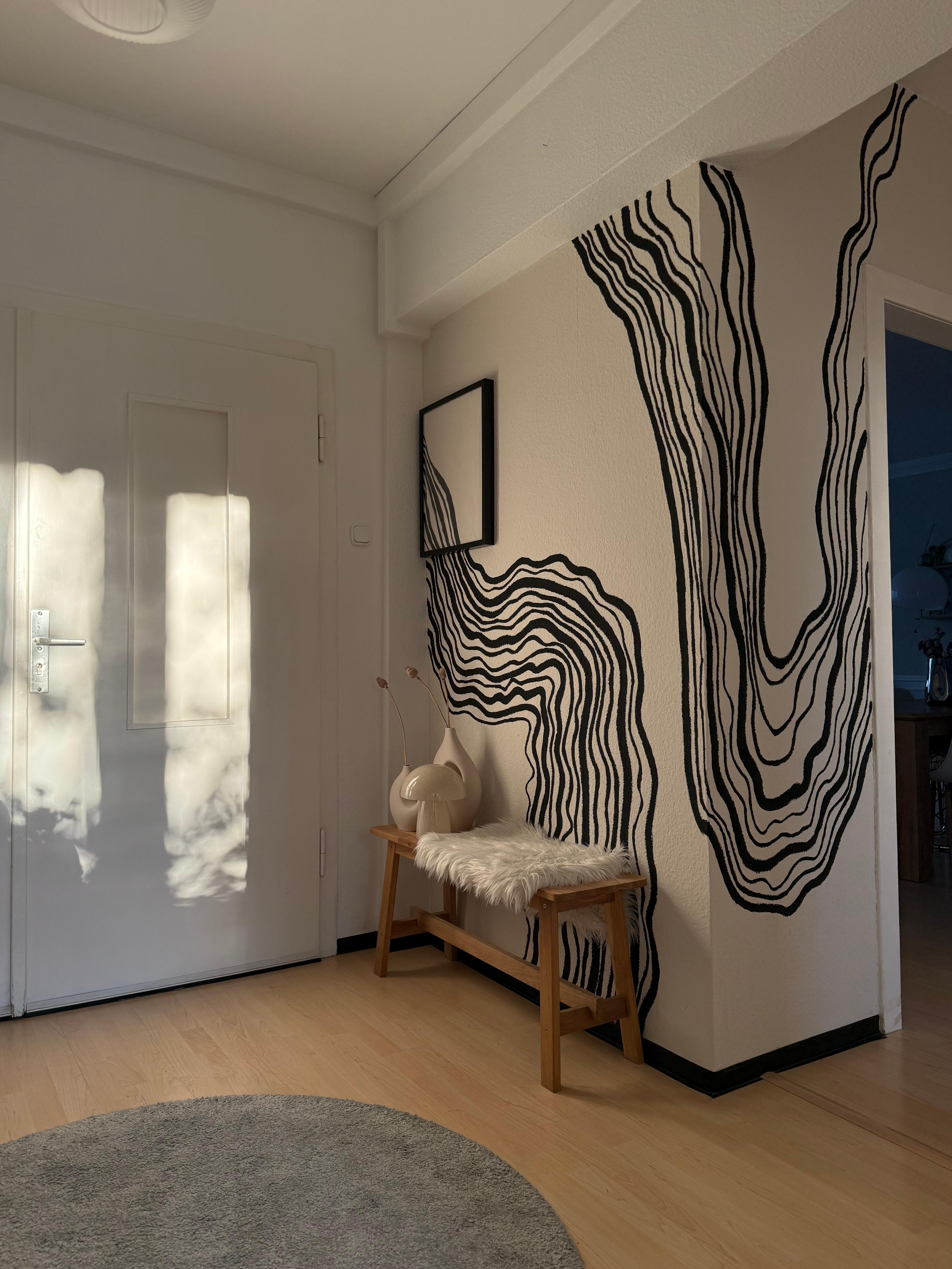 Freihändig an die Wand gemalt #flur
#livingchallenge #wandgestaltung