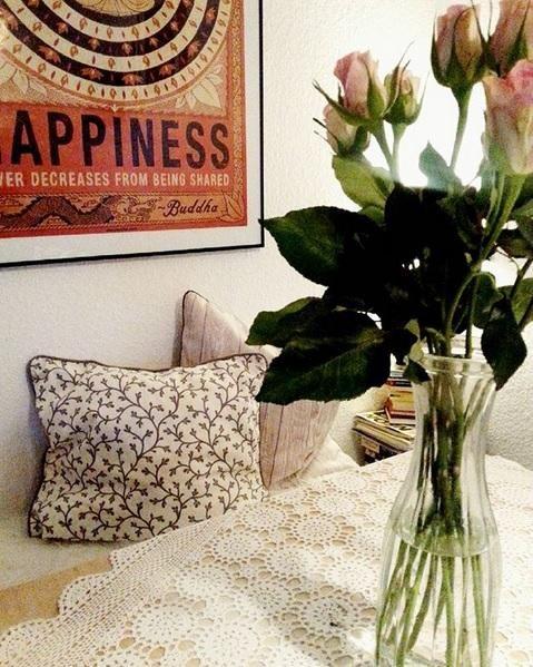 frische schnittblumen gehören einfach dazu 
#roomdetails 