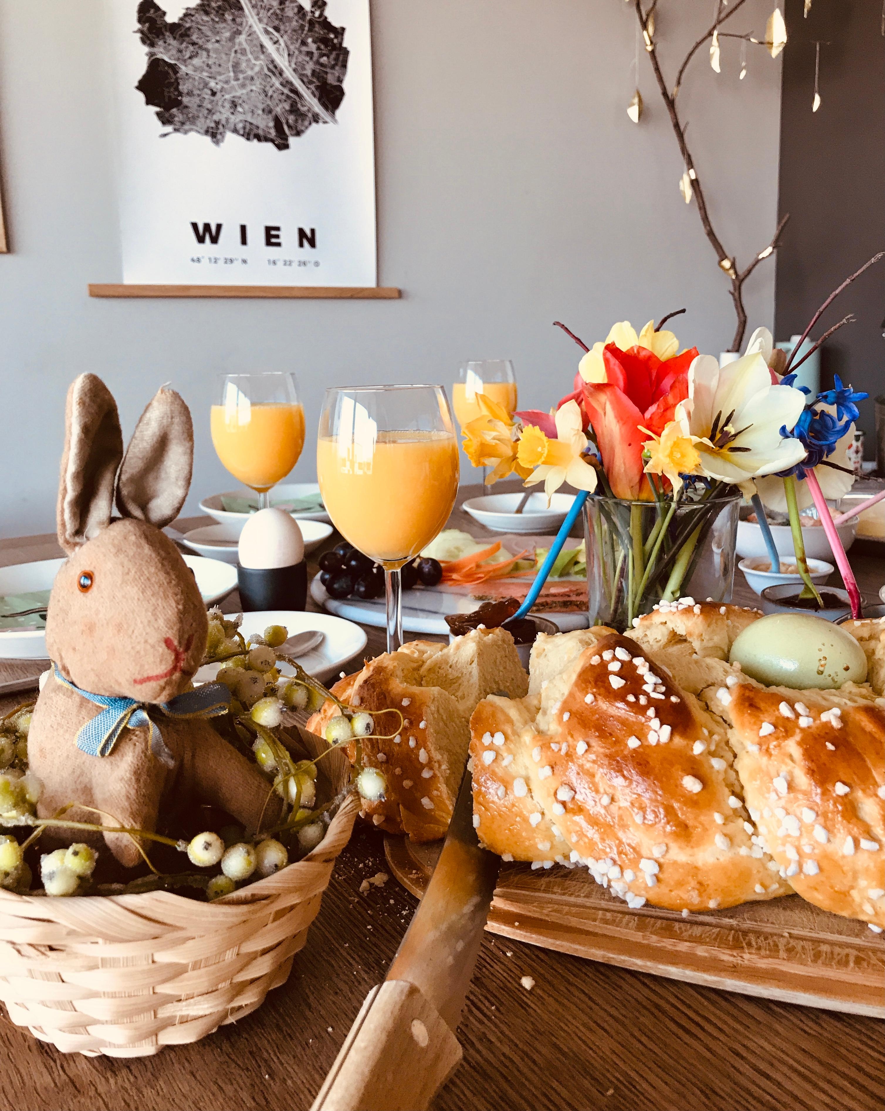 Frohe Ostern! #ostern #tisch #frühstück #frühling