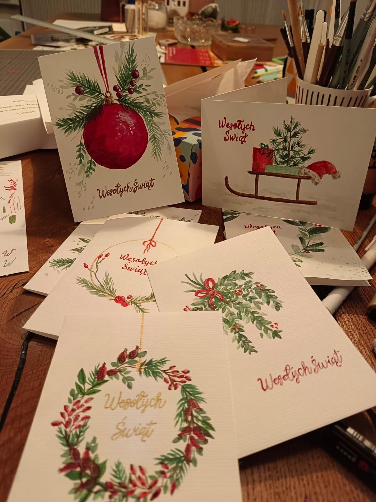 FROHE WEIHNACHTEN
#FroheWeihnachten #WesołychSwiąt #Wünsche #HerzensWorte #KartenDIY #selbtsgemalteKarten #Spendenaktion #Weihnachtsmarkt #charitativ