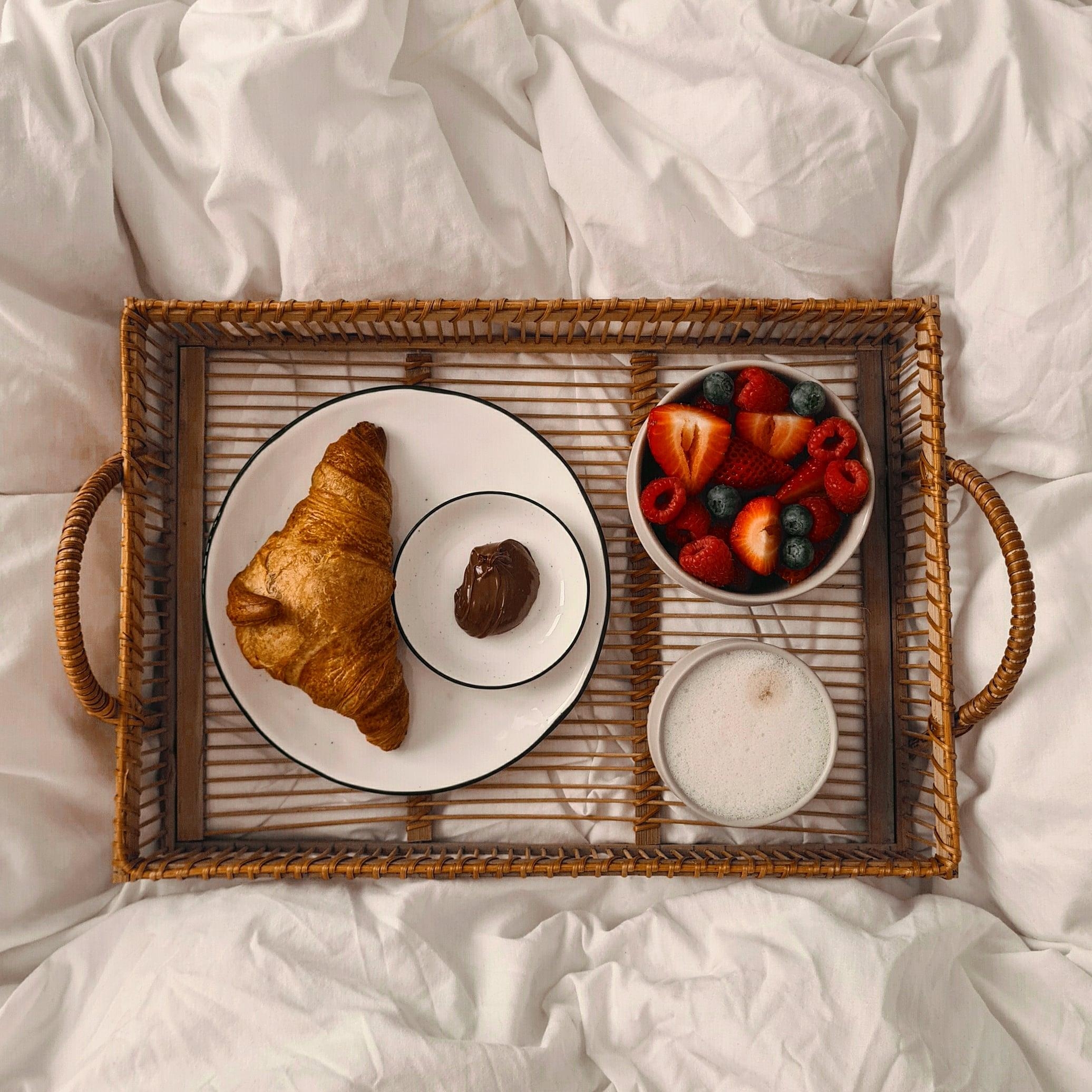frühstück im bett 😍 #frühstücksliebe #wochenende #gemütlichkeit