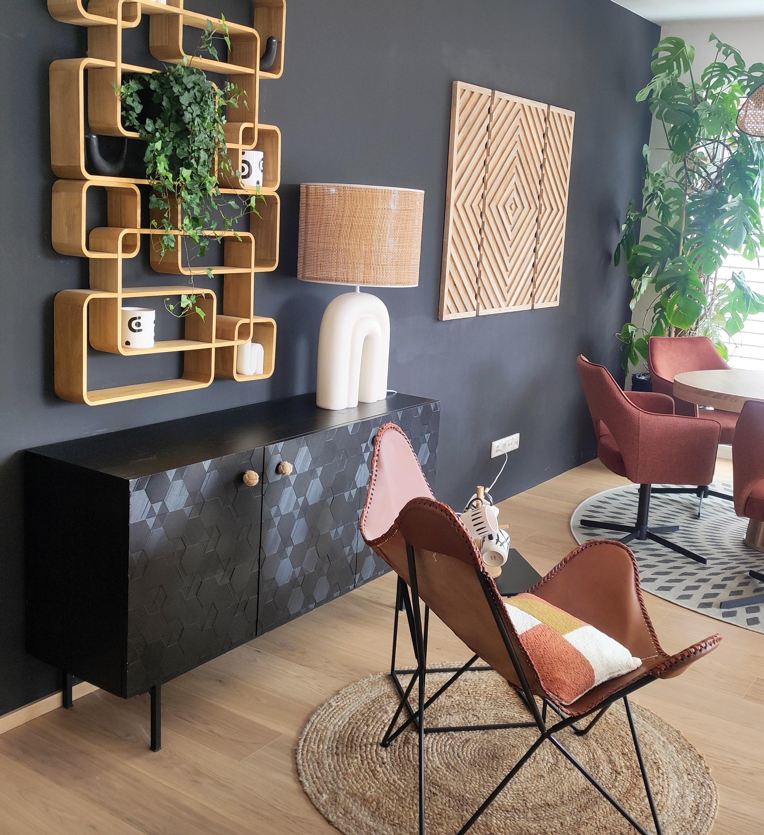 #furniture #living #interior #interiordesign #hygge #cozyhome #new #wood #wallart #blackwall #decor #decoration #new 