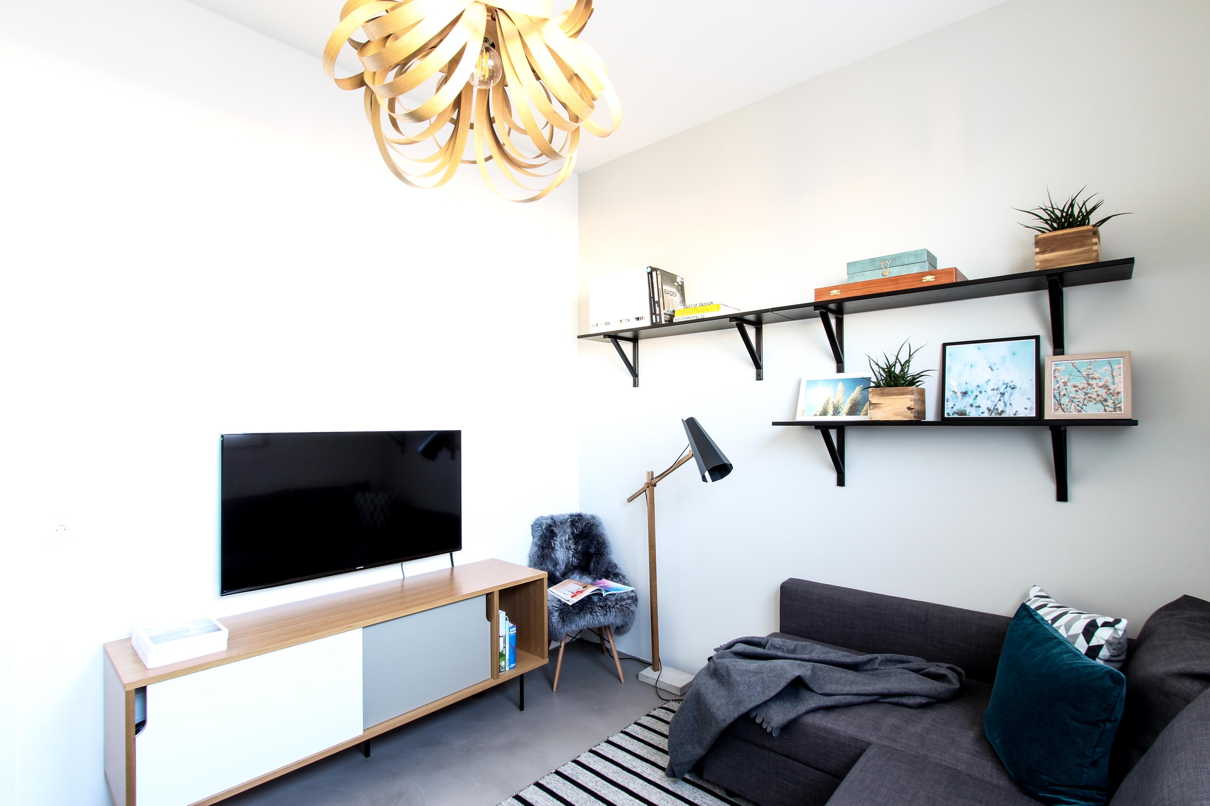 Gästezimmer mit Retro-Charm #teppich ©EXTRAVIEL office & home design
