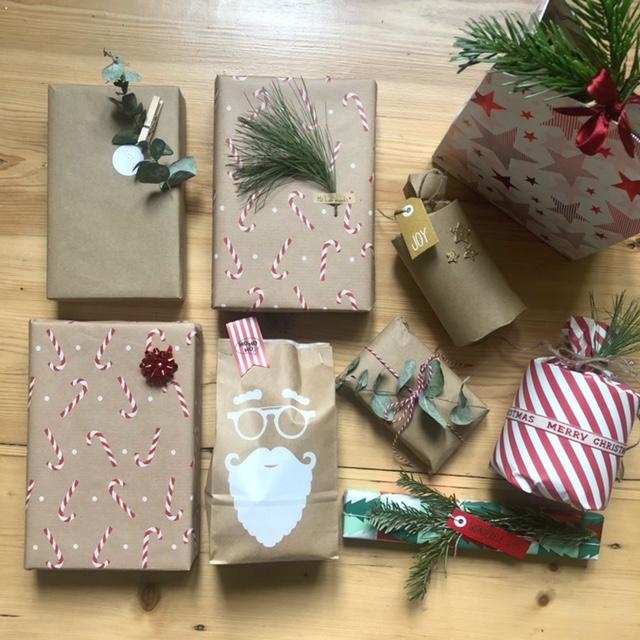 Gangster-Wrapper. 🎁 #giftwrapping #xmaspresents #geschenkverpackung #xmas #lookslikechristmas