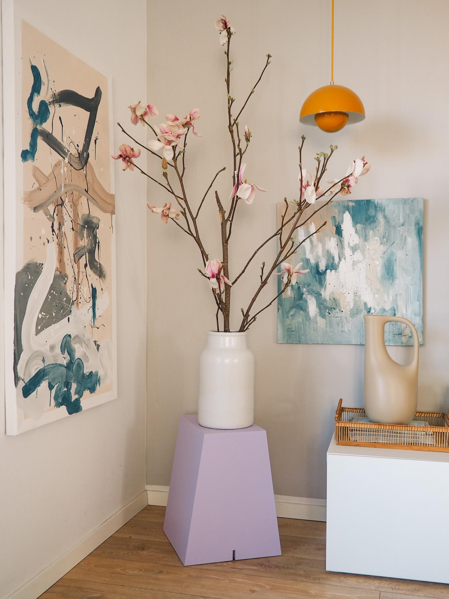 Ganz große Magnolien-Liebe 💜🌸
#flieder #magnolie #buchstabenhocker #interior #flowers