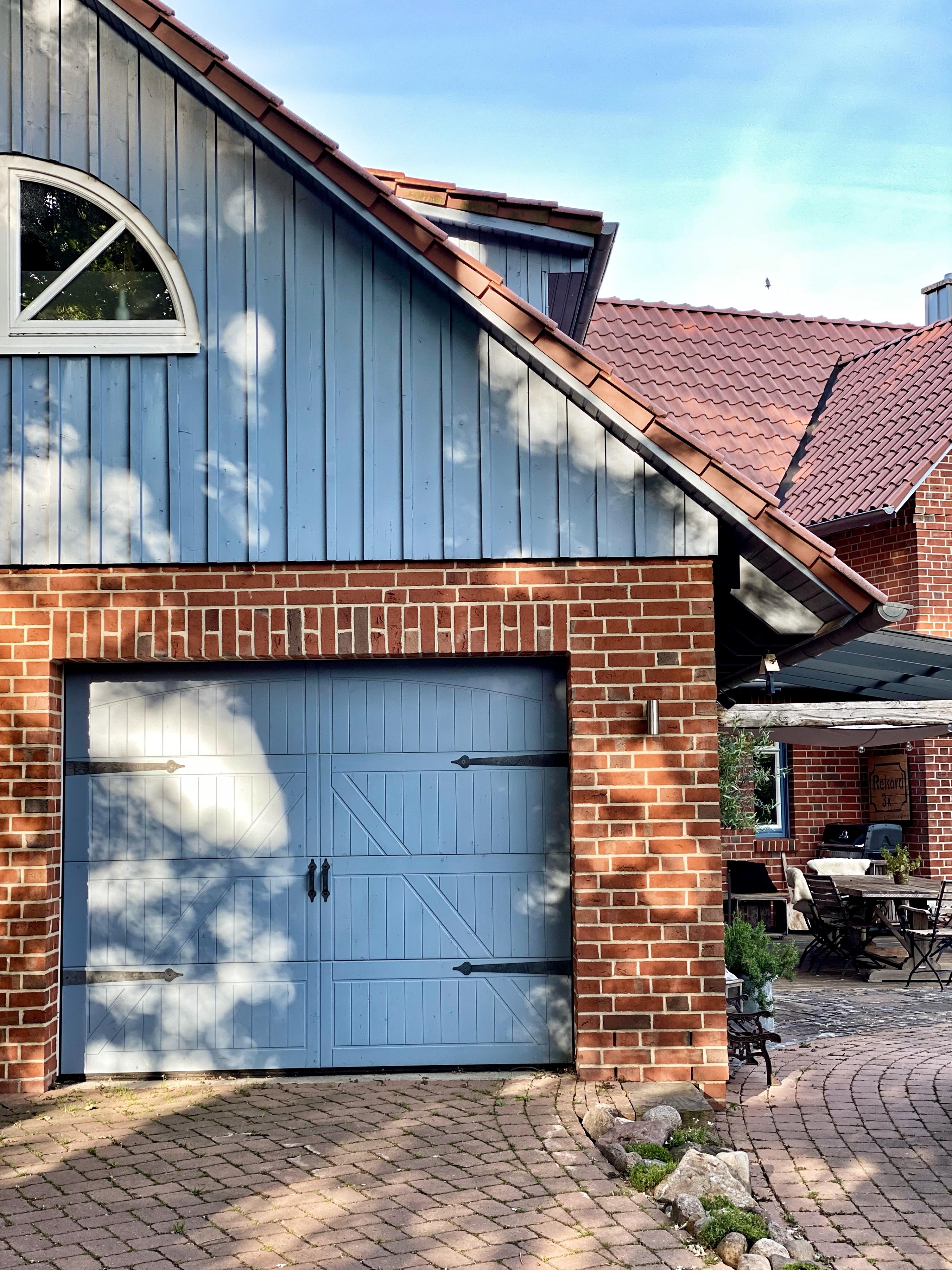 #garagentor #garage #klinker #landhaus 