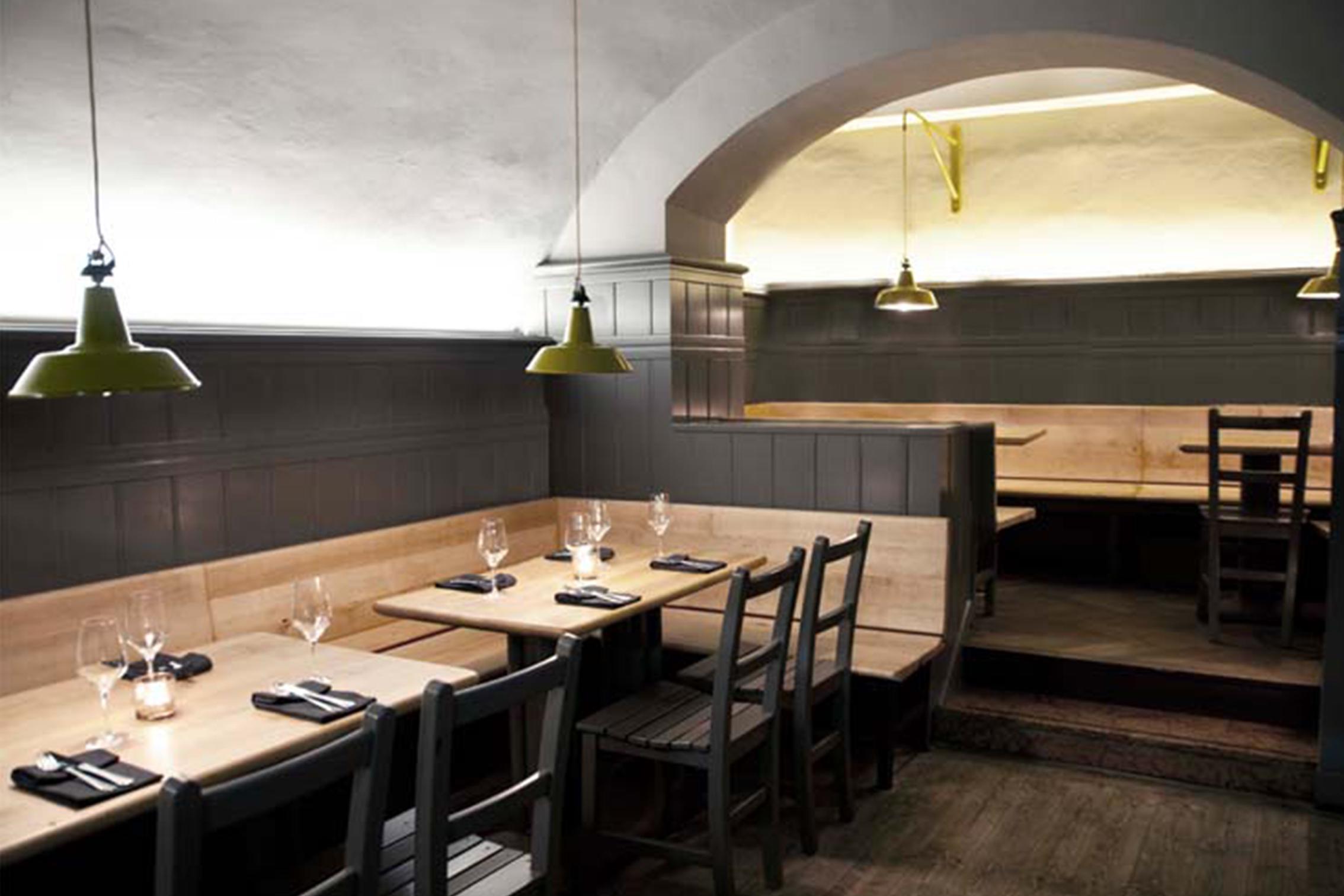 Gasthaus Specht
Wien
#bar #restaurant #innenarchitektur #modern #interiordesign 
©Gasthaus Specht @Destilat