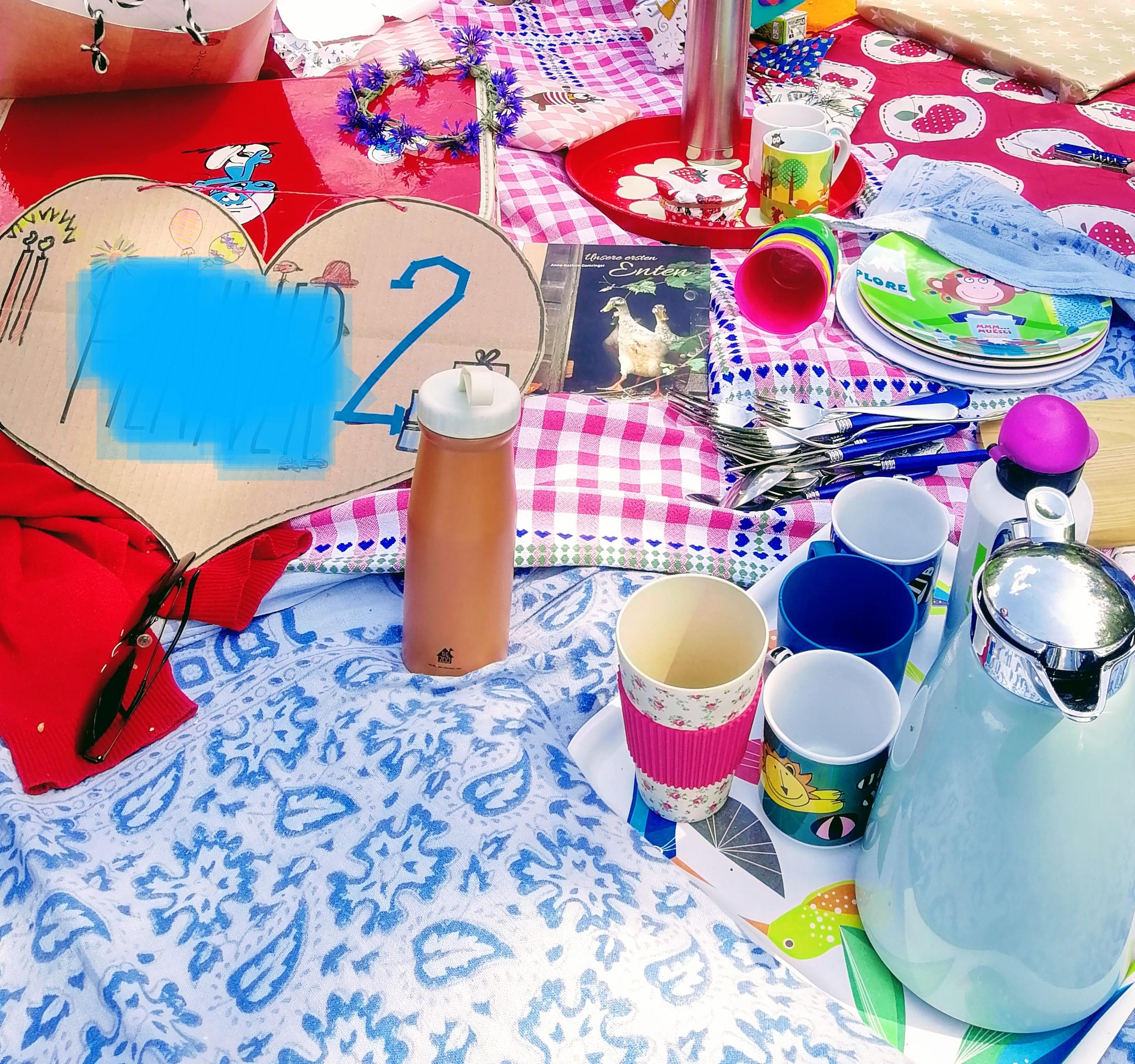 Geburtstags#picknick im Wald... #colourful #buntistmeinelieblingsfarbe