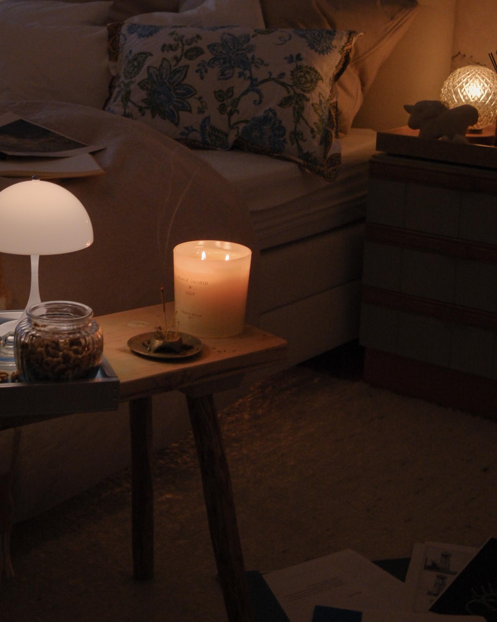 Gemütlicher Moment in meinem Schlafzimmer. 🕯️🛏️✨

#livingchallenge #gemütlich
