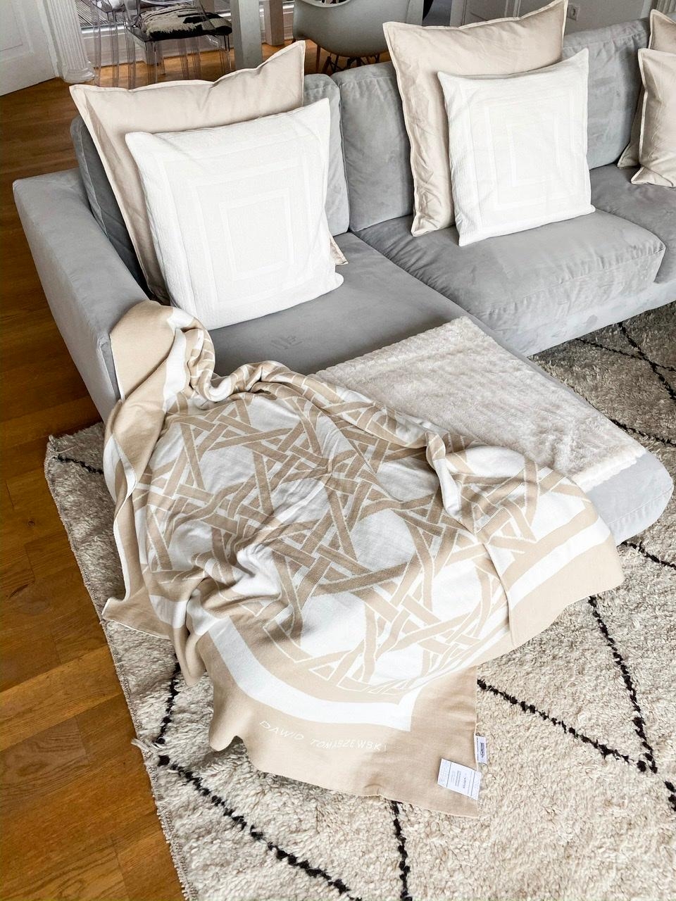 Gemütlichkeits Faktor 100
#livingroom #couch