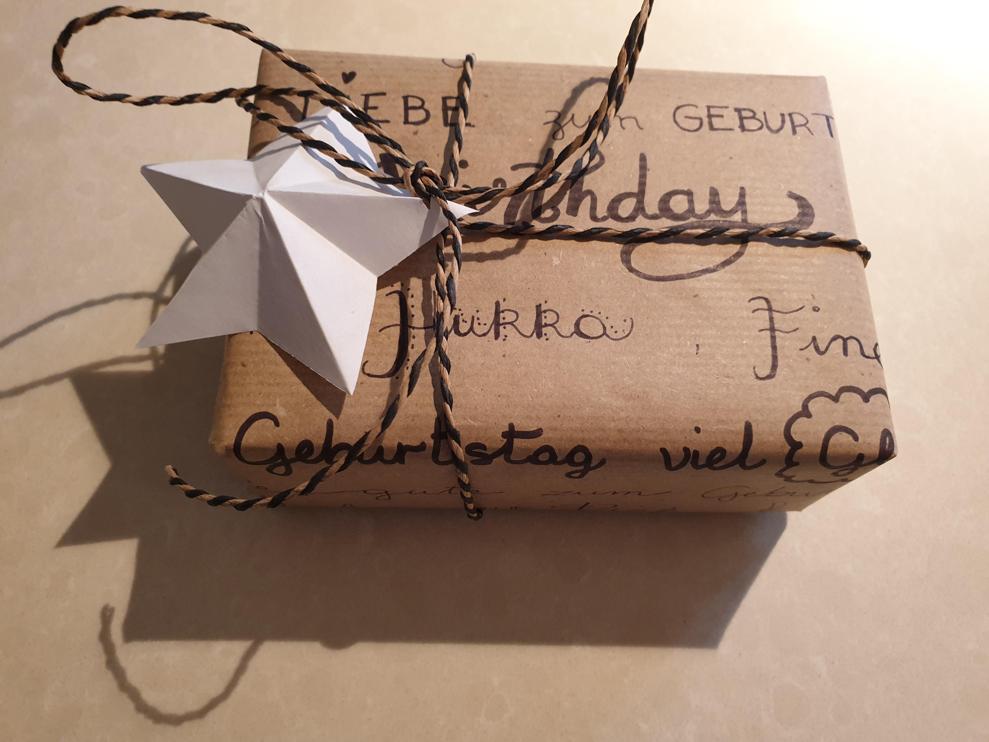 #geschenke #verpackungsliebe #schöneingepackt #diy