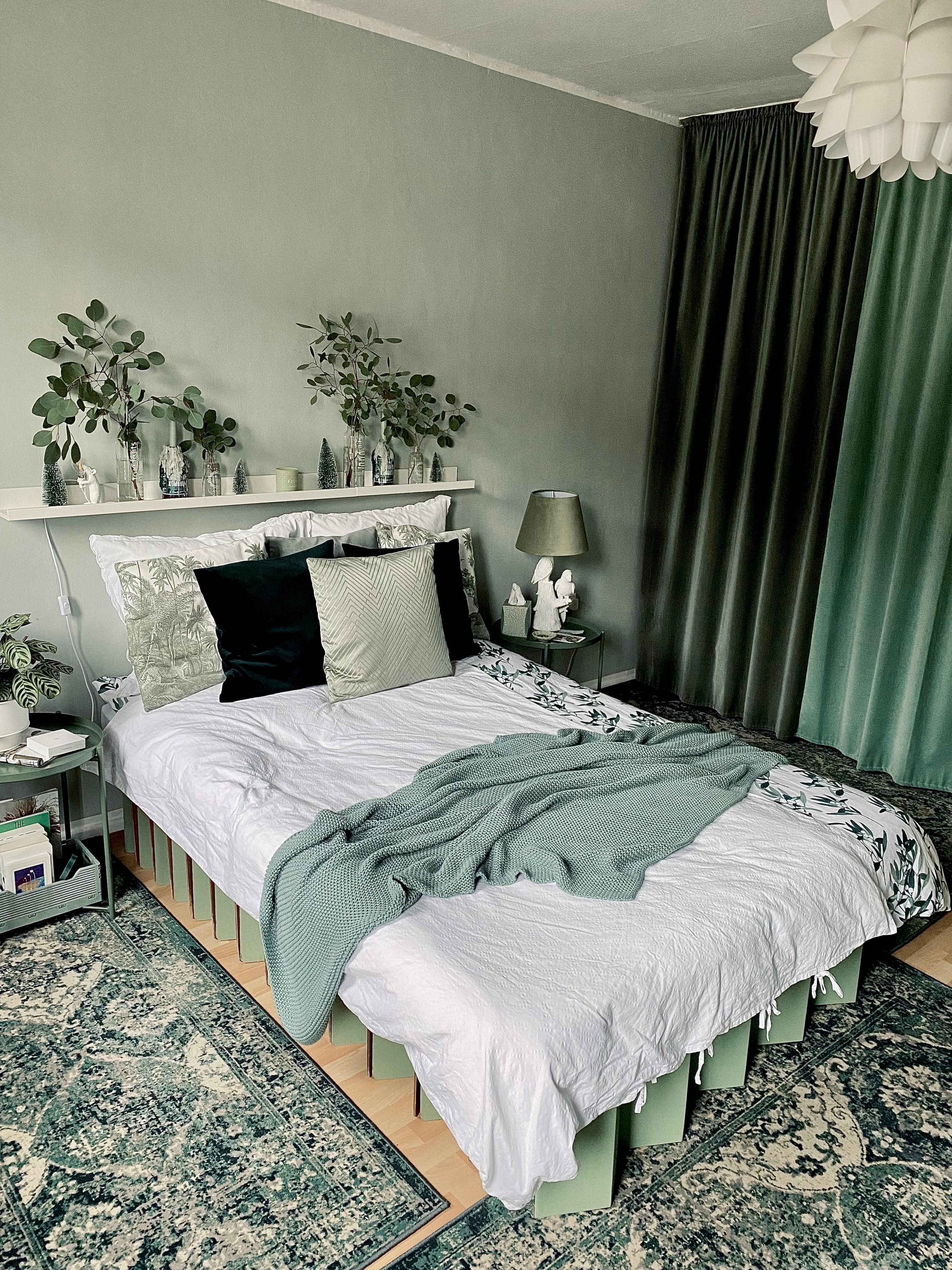 #greengreengreen #sustainable sleeping #roominabox