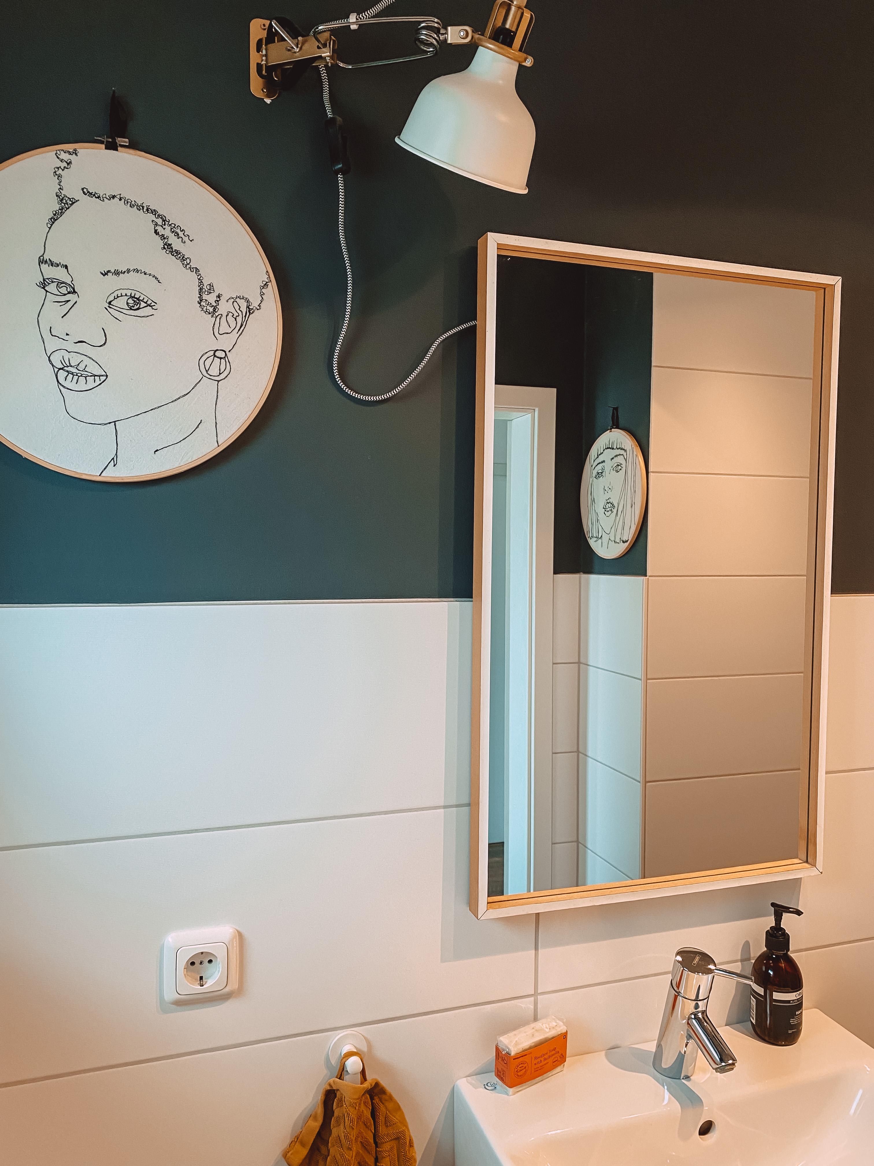 Guest bathroom vibes 🚽 #guestebad #kunstimbad #couchstyle #schwarzweiss #interiorlove