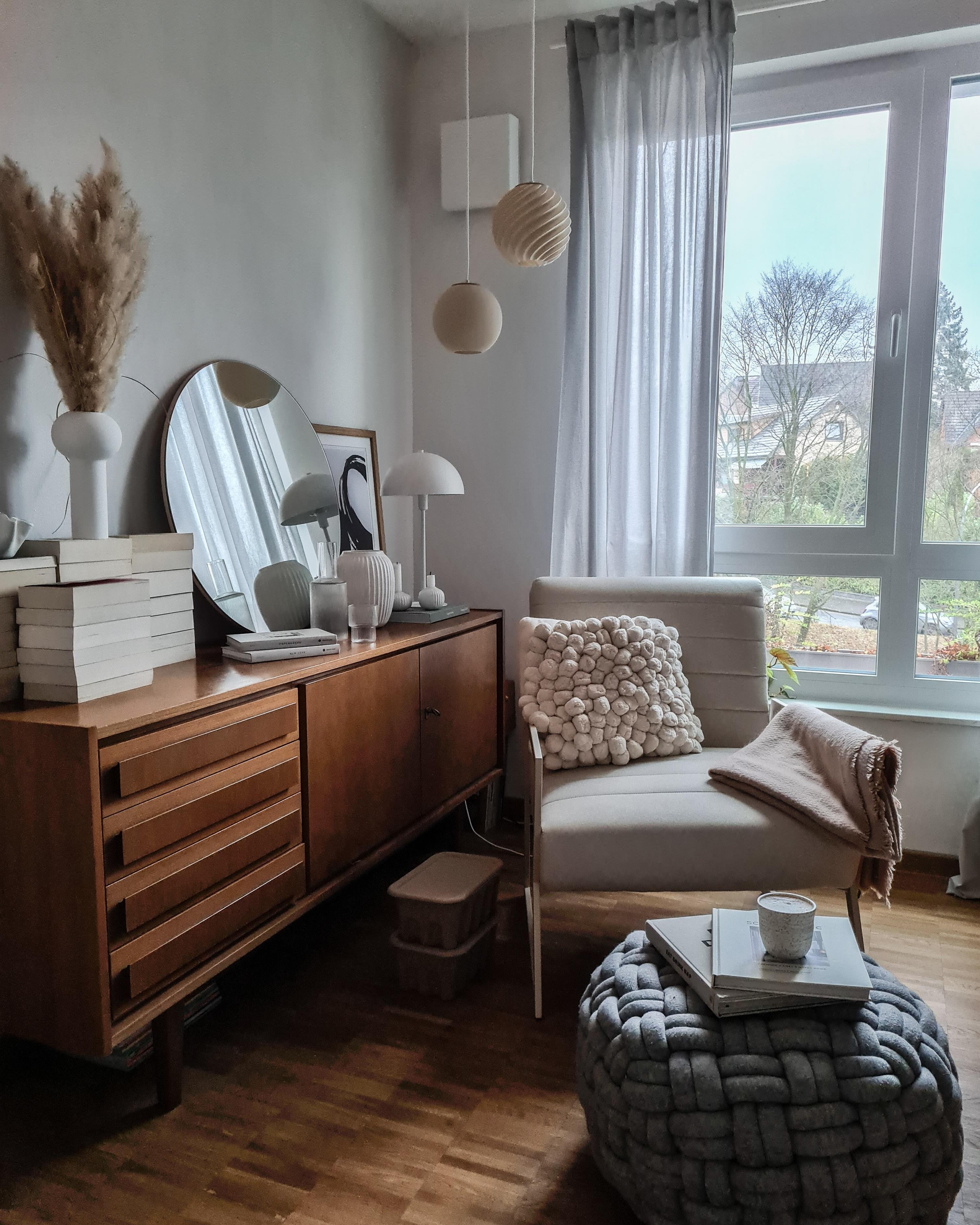 Guestroom 

#guestroom #midcenturymodern #einrichtungsideen #skandinavischwohnen 