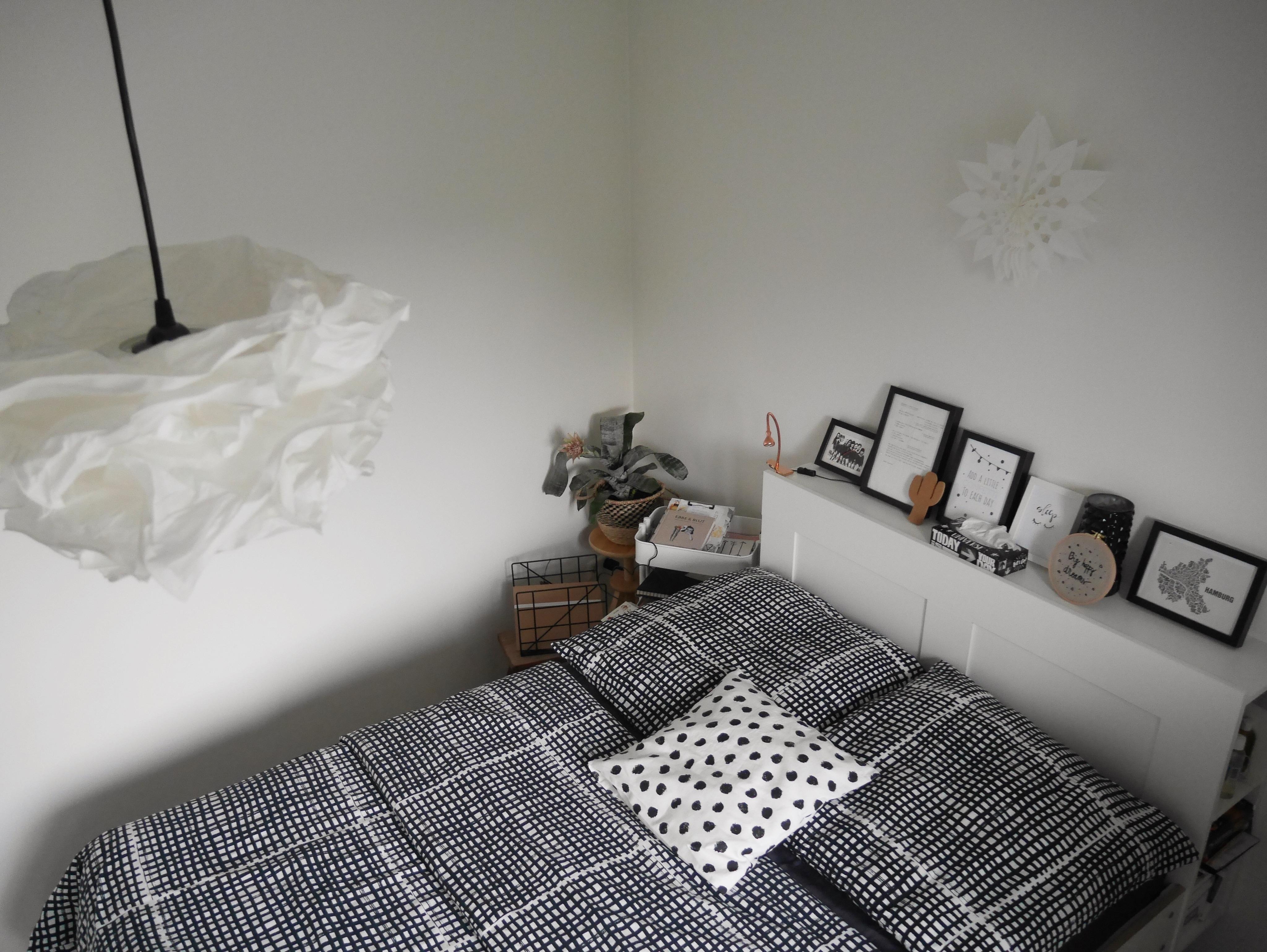 Guten Morgen ☕️ #bedroom #blackandwhite #interiorinspo