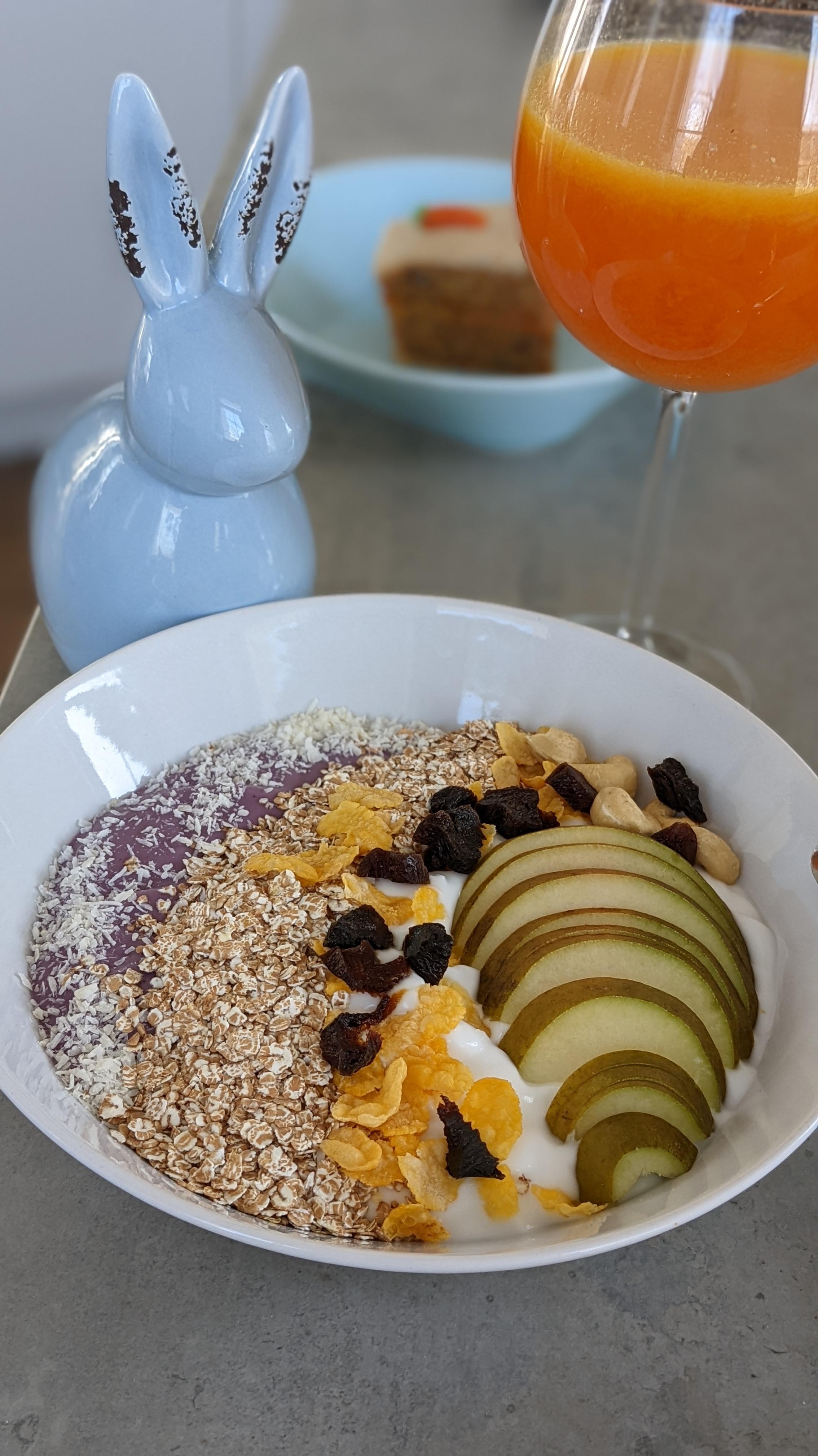 Guten Morgen🌞 
Vegane Birnenbowl 🍐
#frühstücksbowl #vegan #foodie