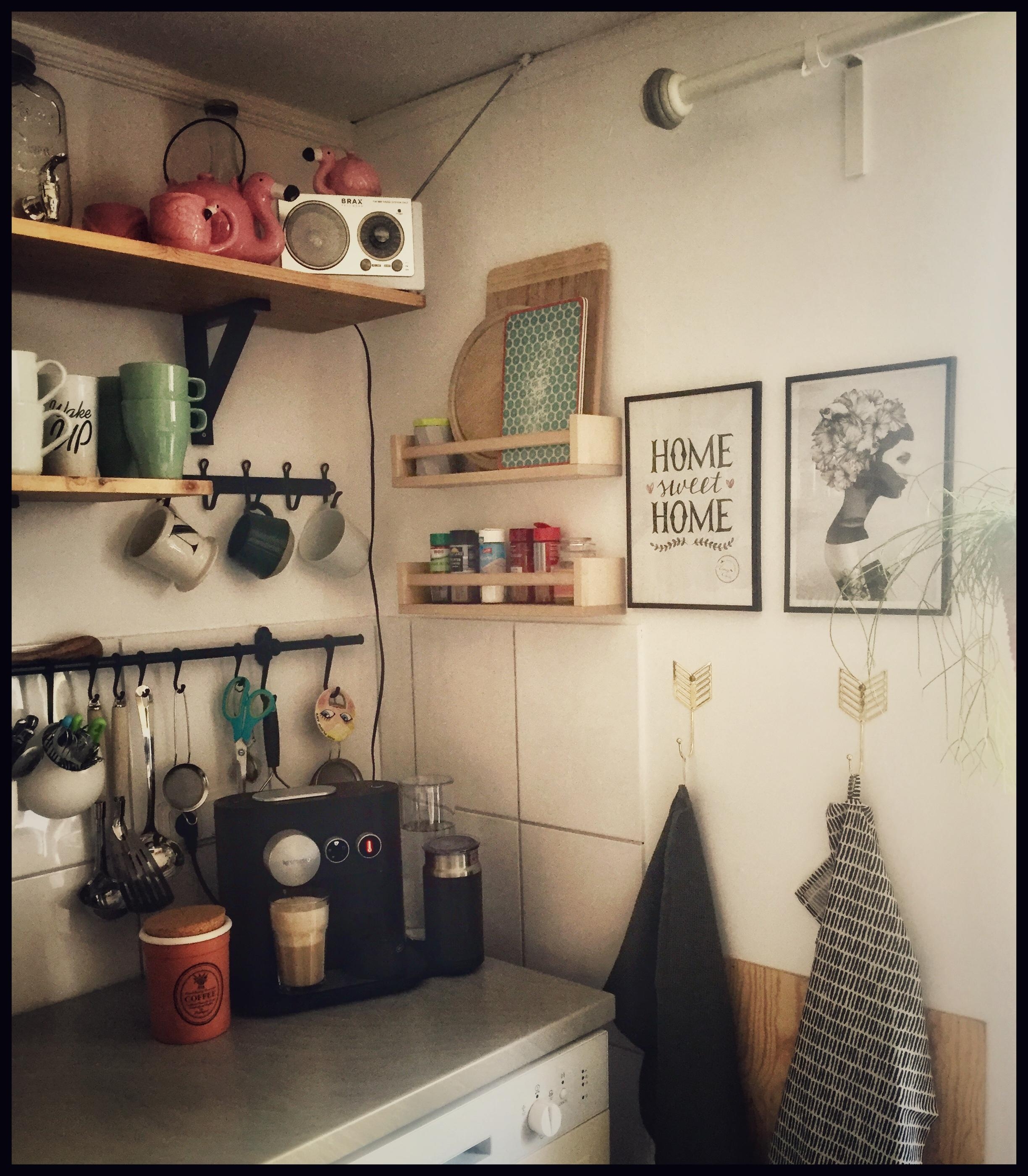 Gutenmorgen 😊erstmal einen Kaffee dann geht’s los- habt einen schönen Tag #livingchallenge#küche#couchmagazin